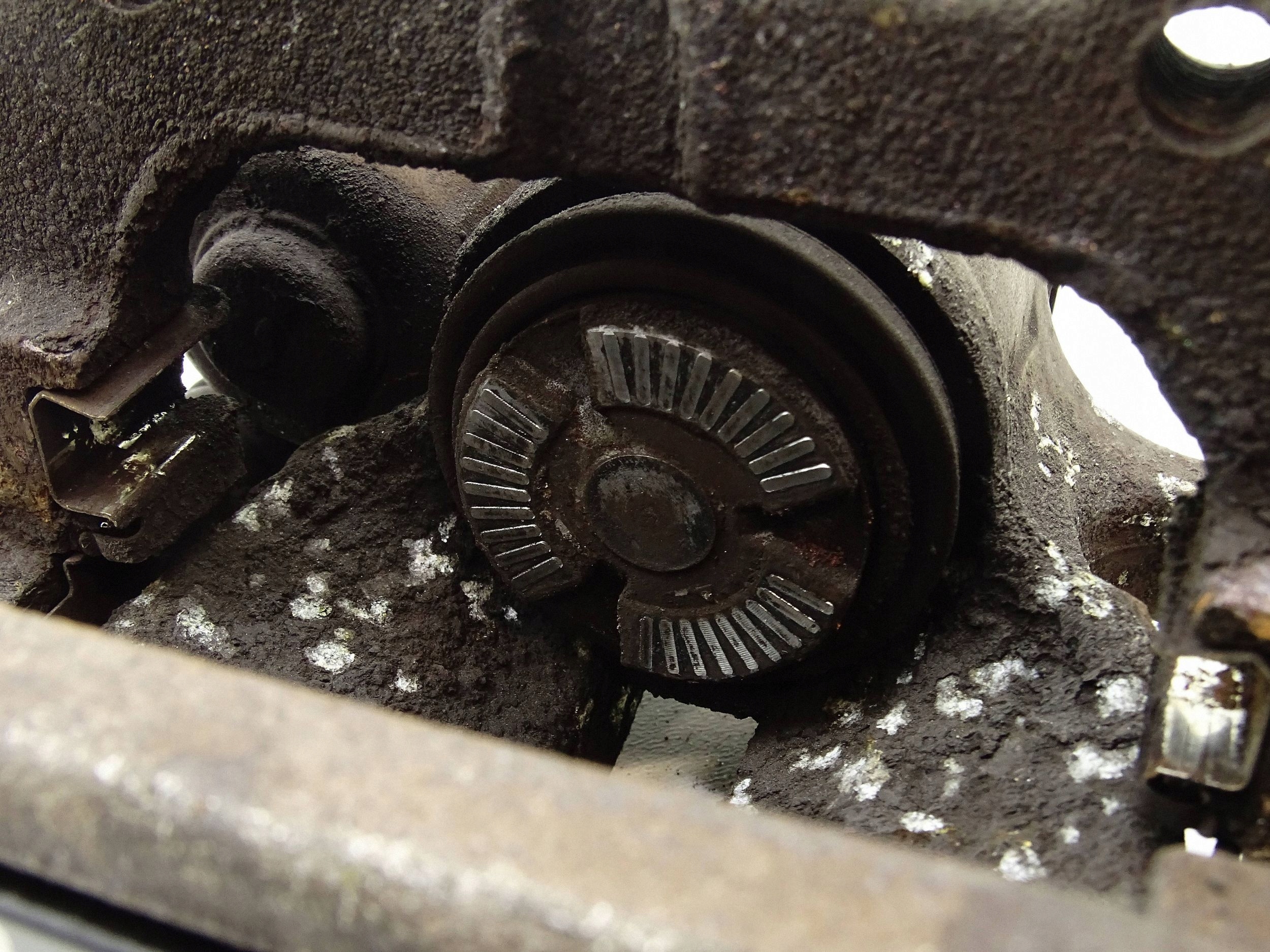 caliper HAMULOCOWY right rear part MERCEDES CLA W117