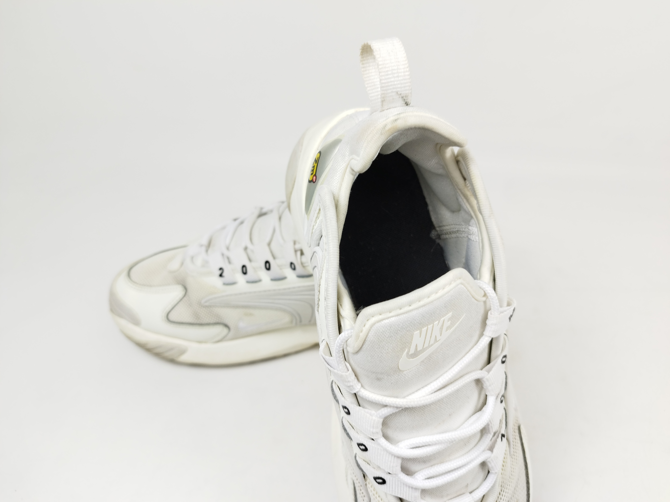 Sneakersy niskie NIKE ZOOM 2K BIAŁE AO0354 101 roz 38 Wysokość niskie