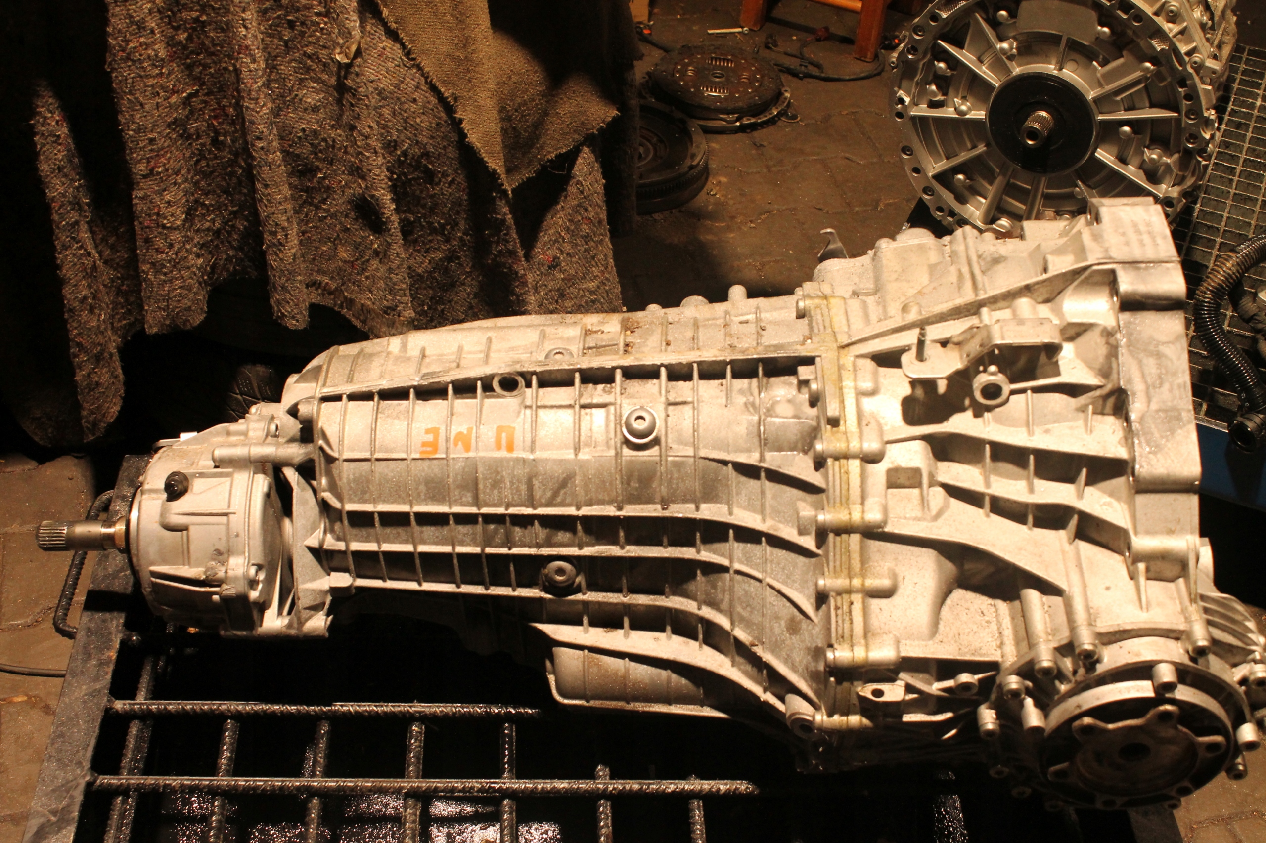 Getriebe komplett AUDI UNE 6 TYSKM