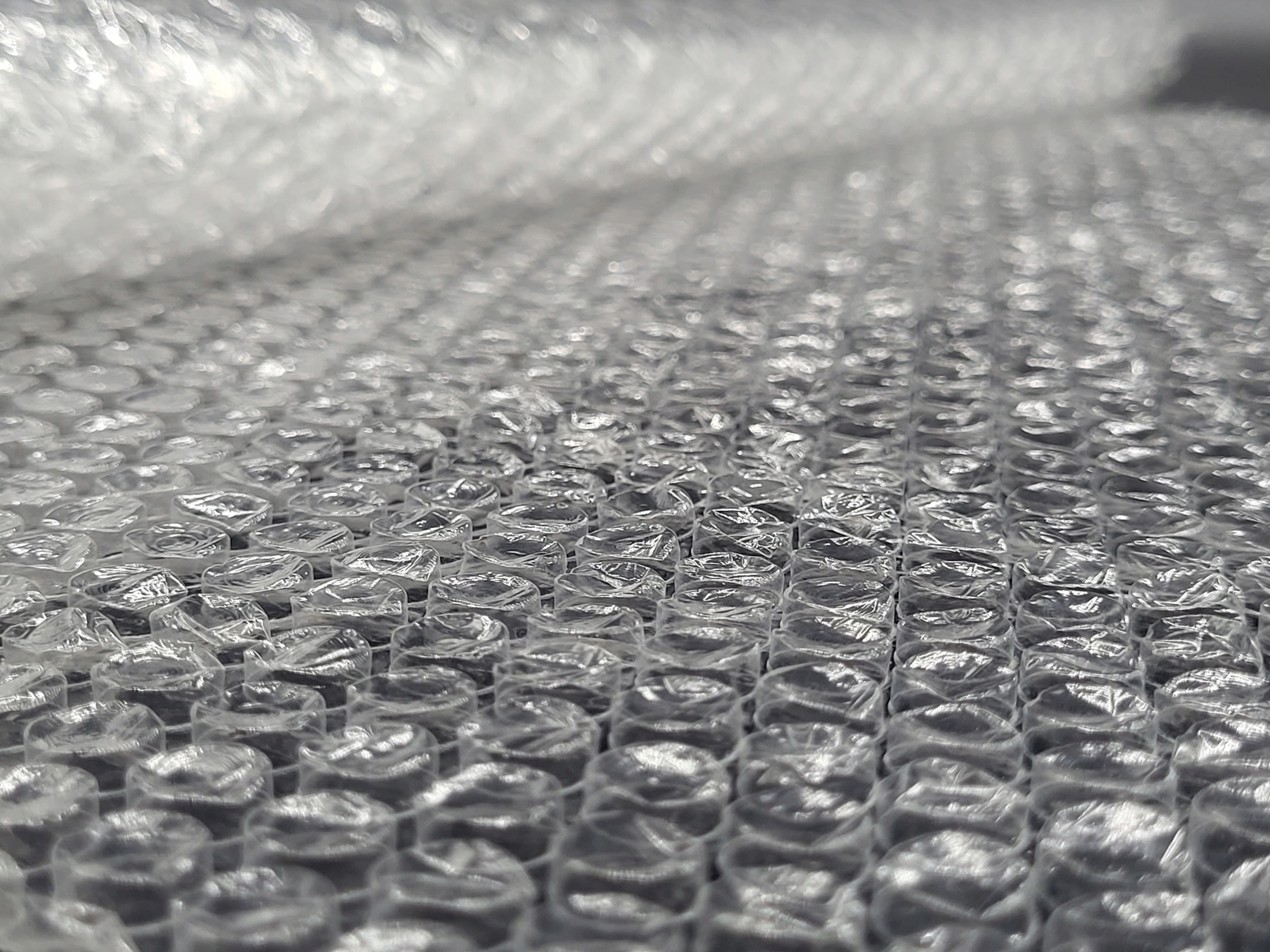 FOLIA BĄBELKOWA OCHRONNA PĘCHERZYKOWA 30CM MOCNA PRODUCENT WYSOKA JAKOŚĆ Waga produktu z opakowaniem jednostkowym 2 kg