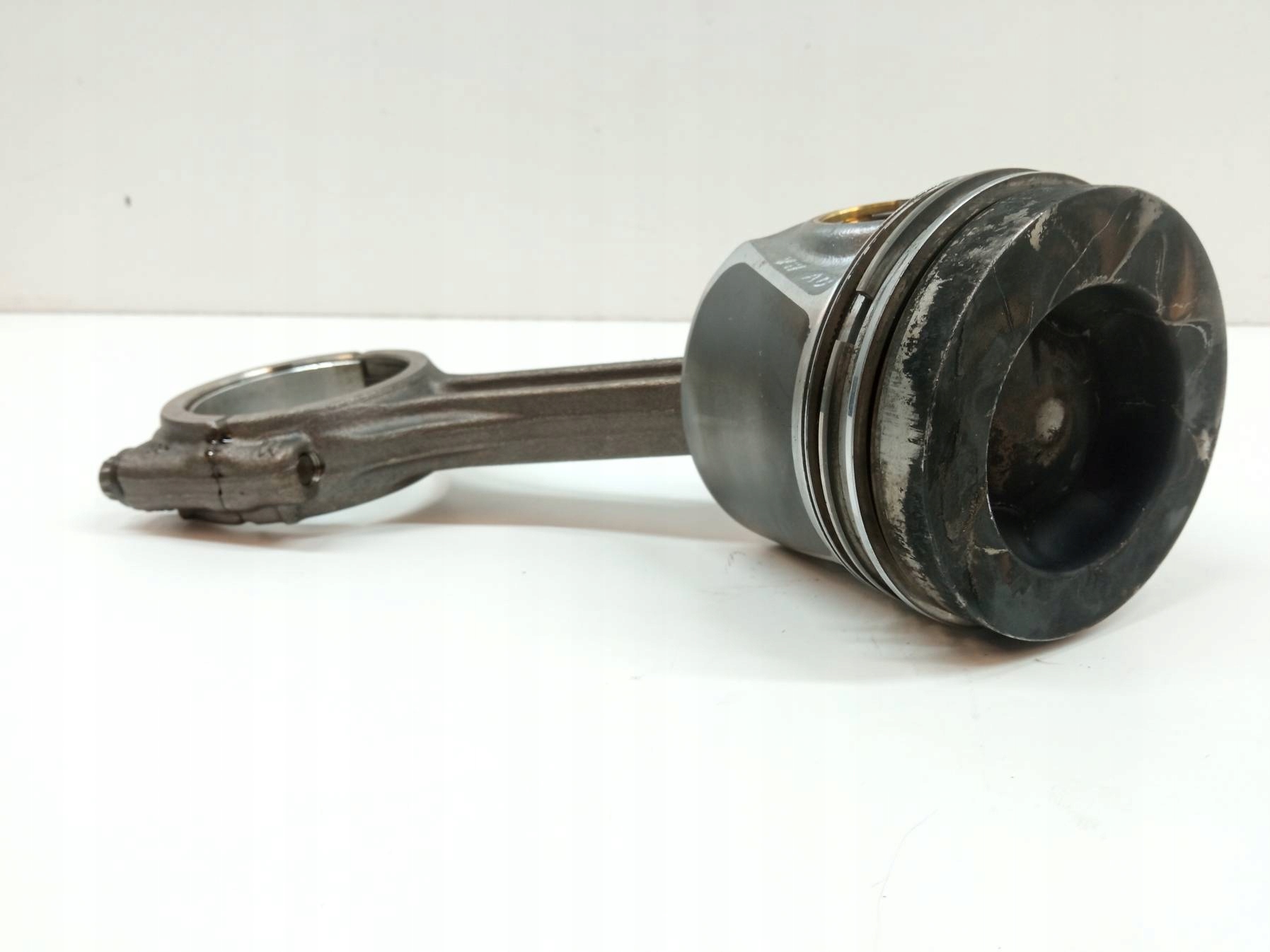 piston 0811W 2.0 TDI VW Volkswagen Caddy III (2003- )