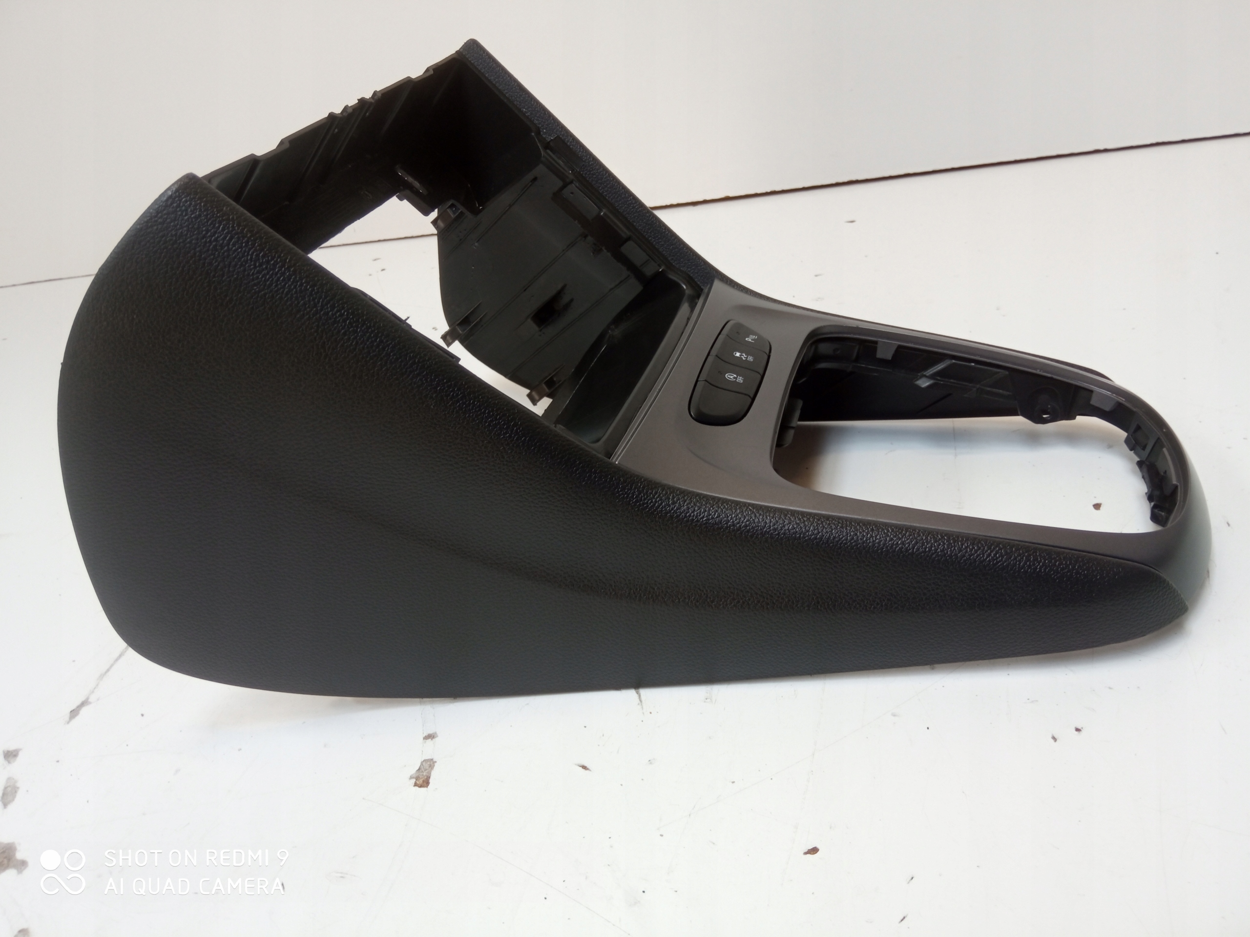 OPEL ASTRA K LIFT frame of the dashboard TUNEL central