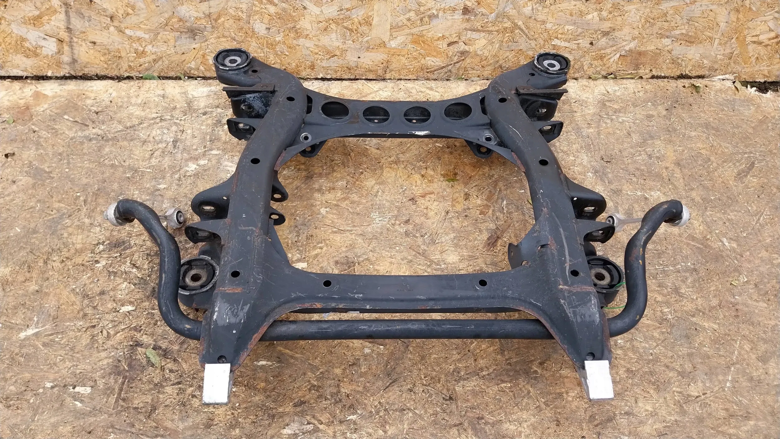 subframe axle beam axle beam 7L0499314C AUDI Q7 4L CAYENNE TOUAREG II