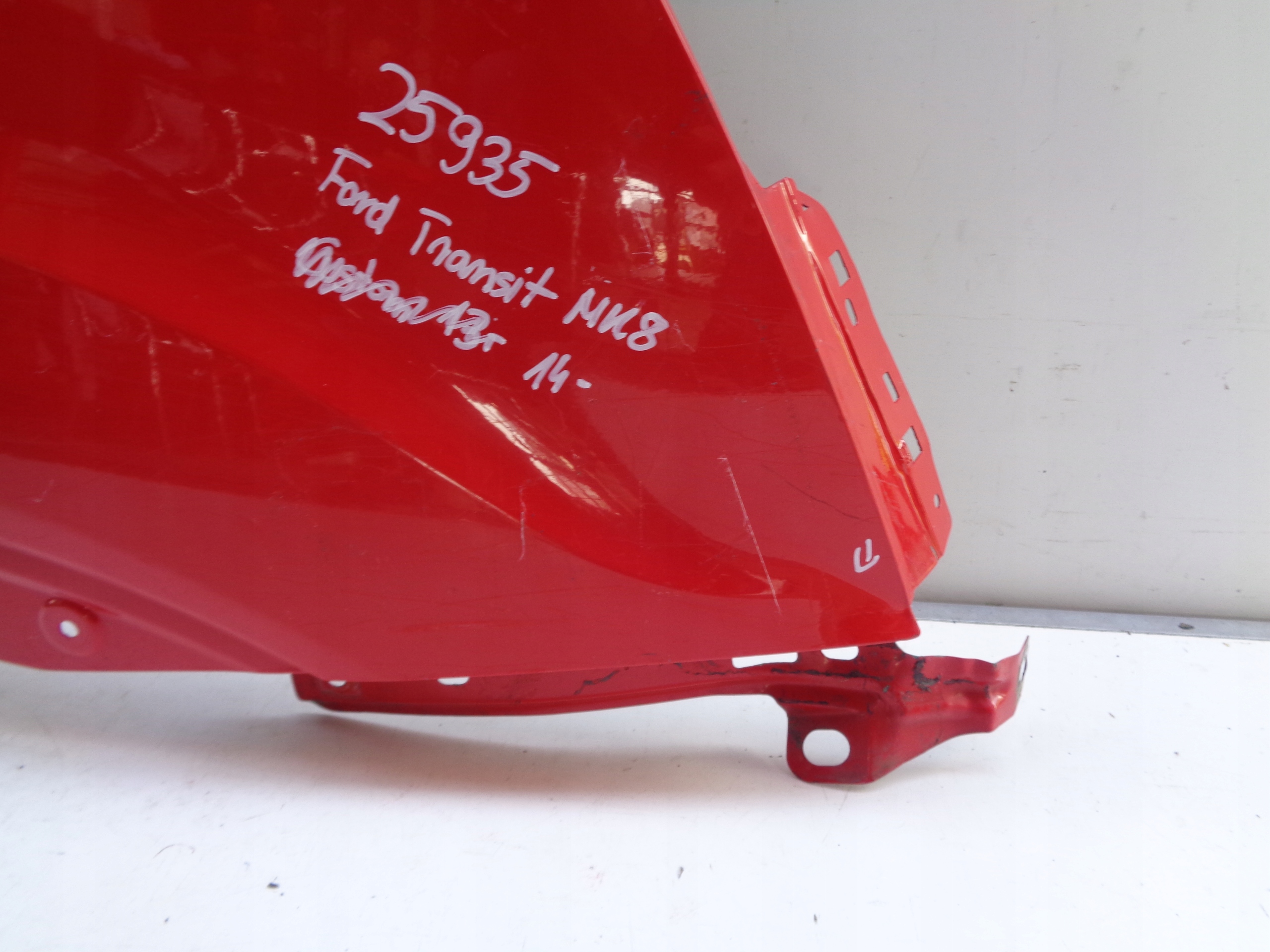 fender right front FORD TRANSIT MK8 14- 25935