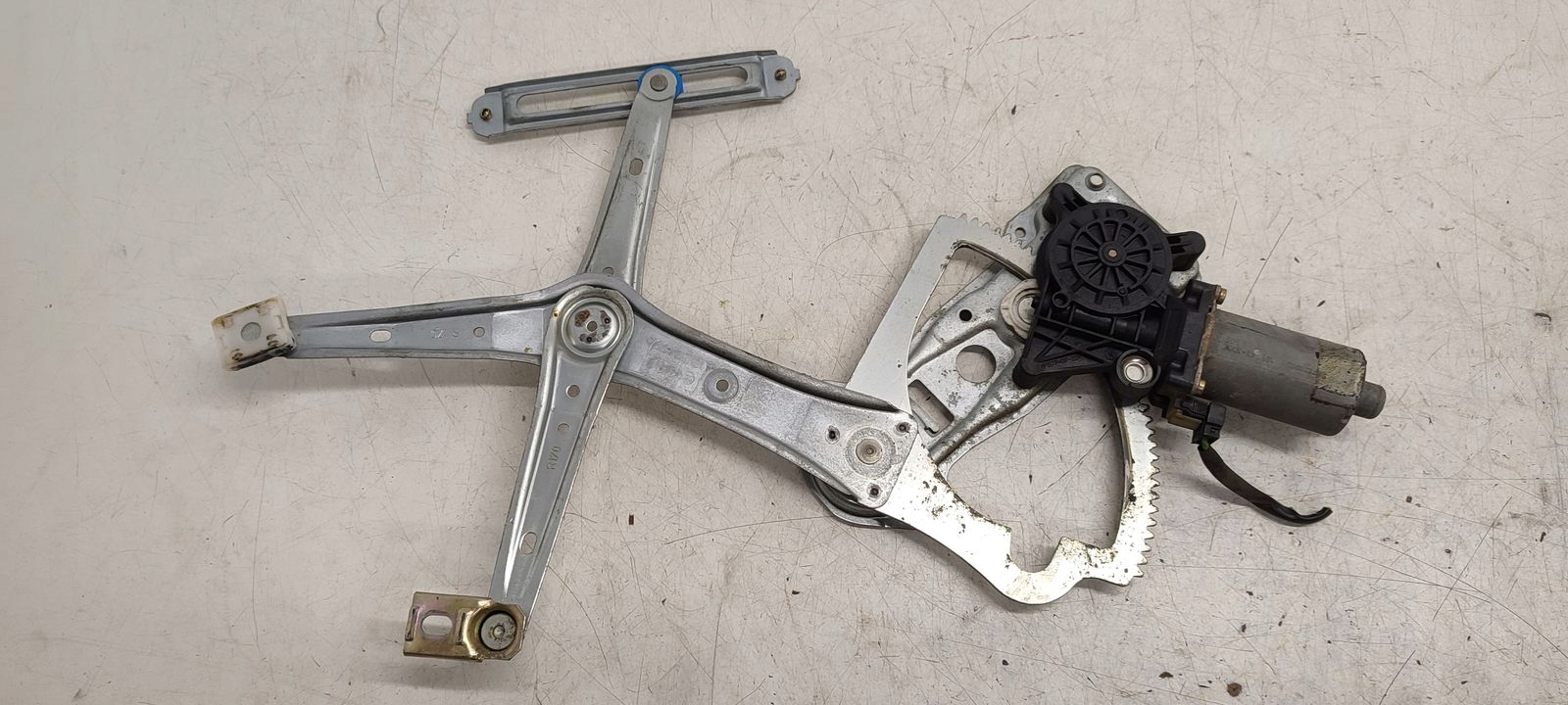 window regulator left front mechanism Mercedes W170 R170 SLK 2,3 compressor;