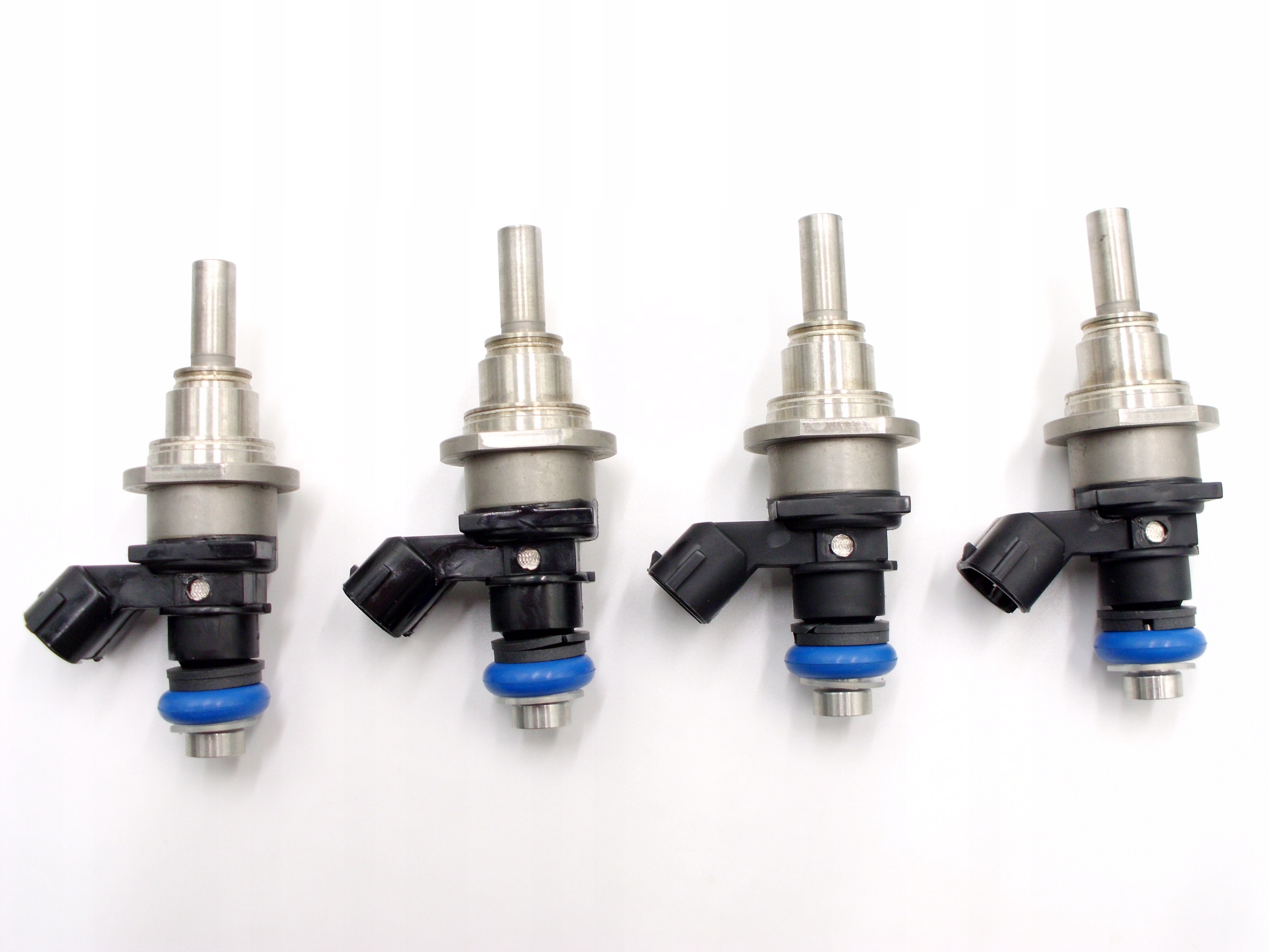 WTRYSK WTRYSKIWACZ PALIWA MAZDA 3 6 CX-7 CX7 2.3T 2.3 TURBO Typ silnika Benzyna