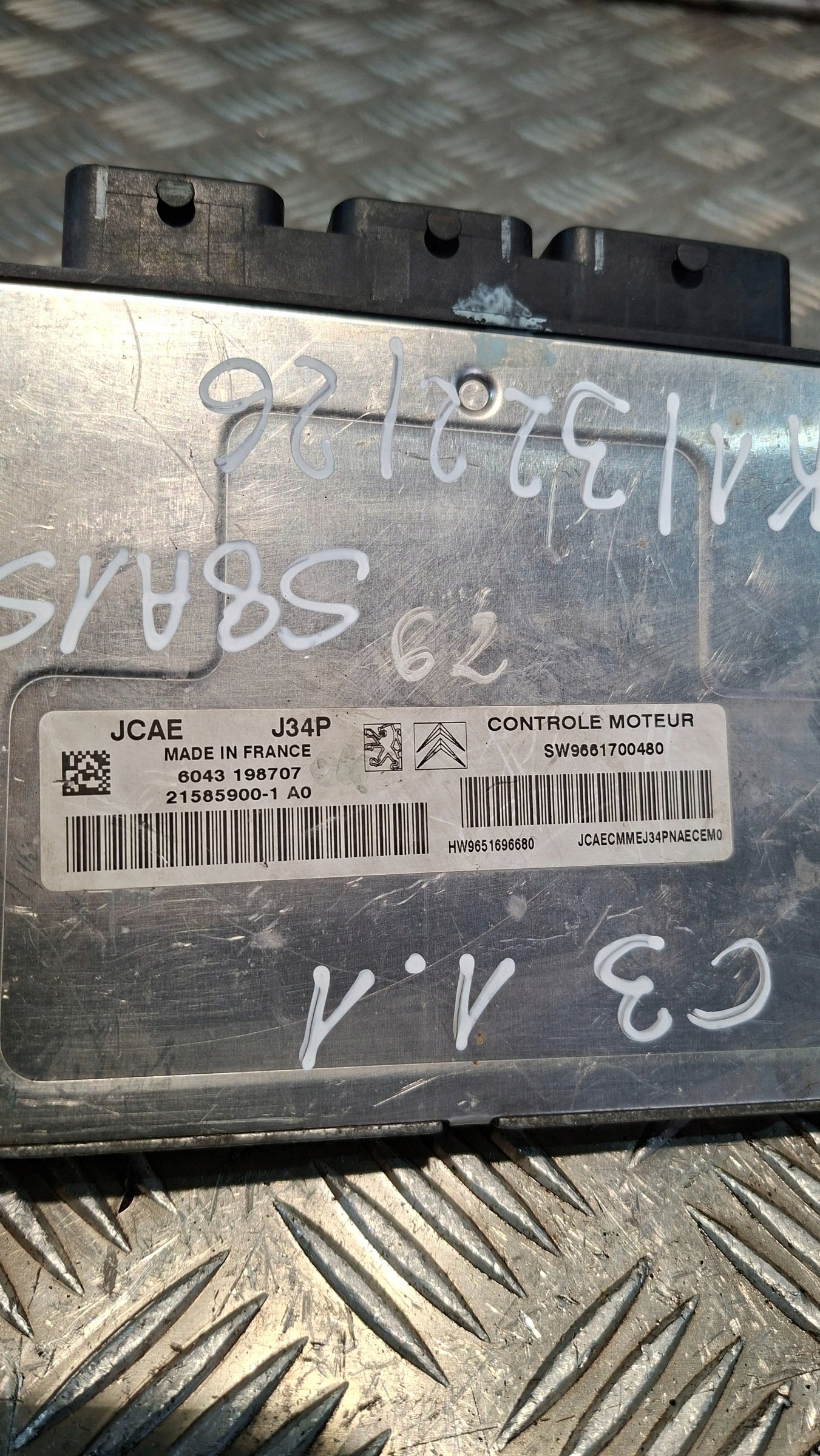 control unit of the engine CITROEN C3 1.2