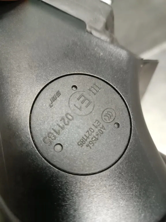 BMW 4 F32 F33 PRAWA STRONA KOL.475 Numer katalogowy części E1021185