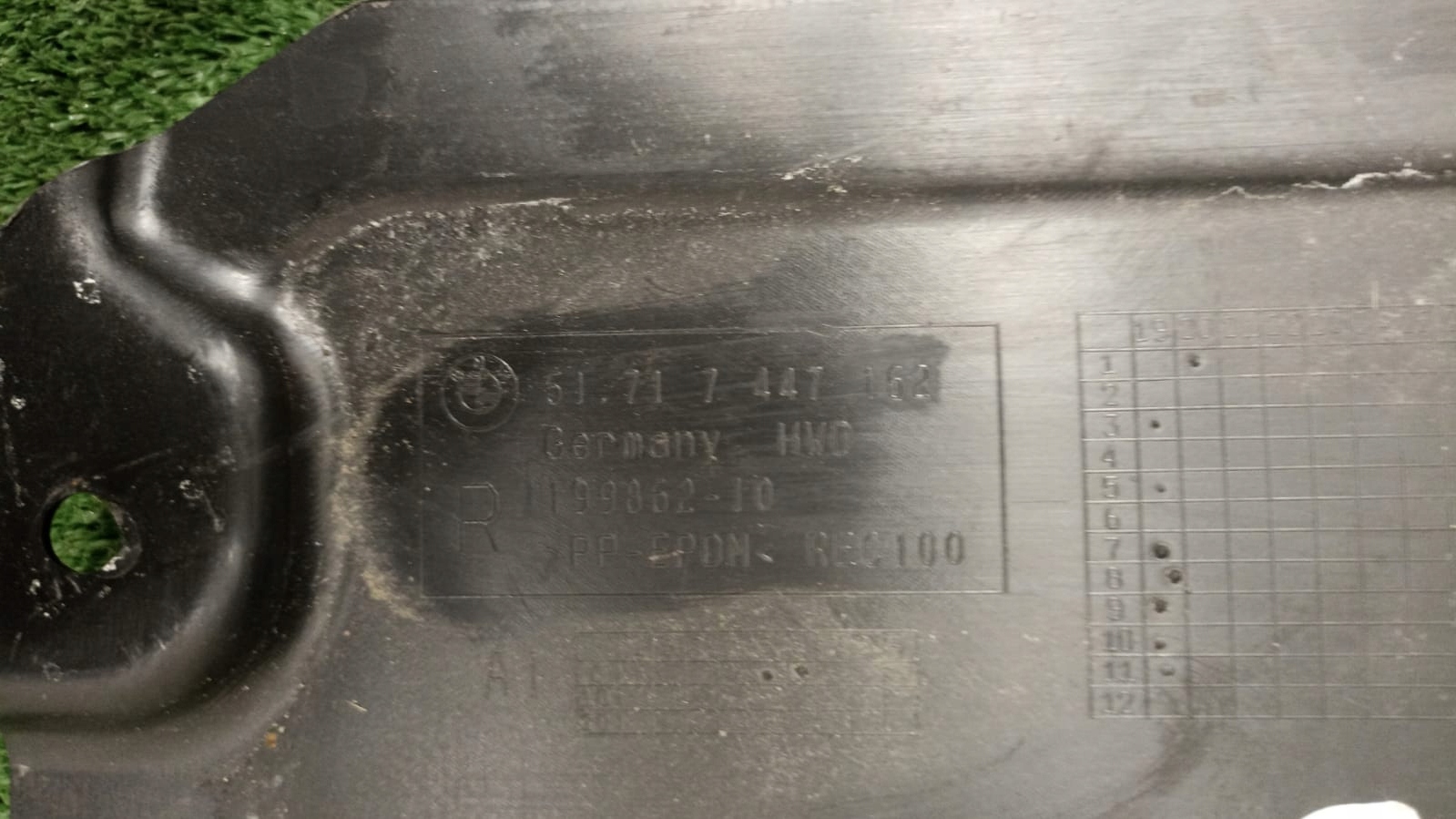 BMW G22 mudguard right front TROJKAT 7315730 7447162 7447136