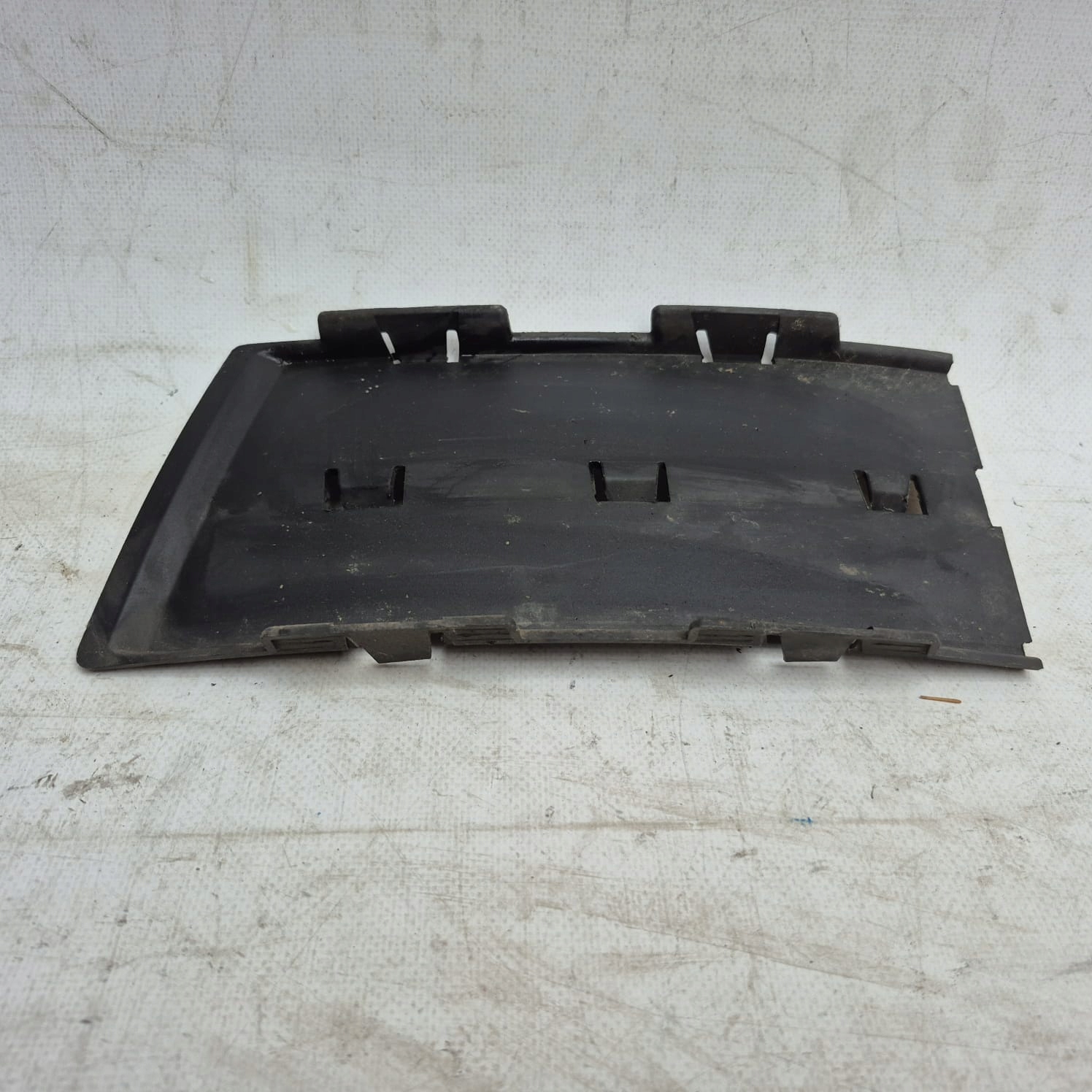 AUDI A4 B7 left spoiler KRATKI of a bumper front front