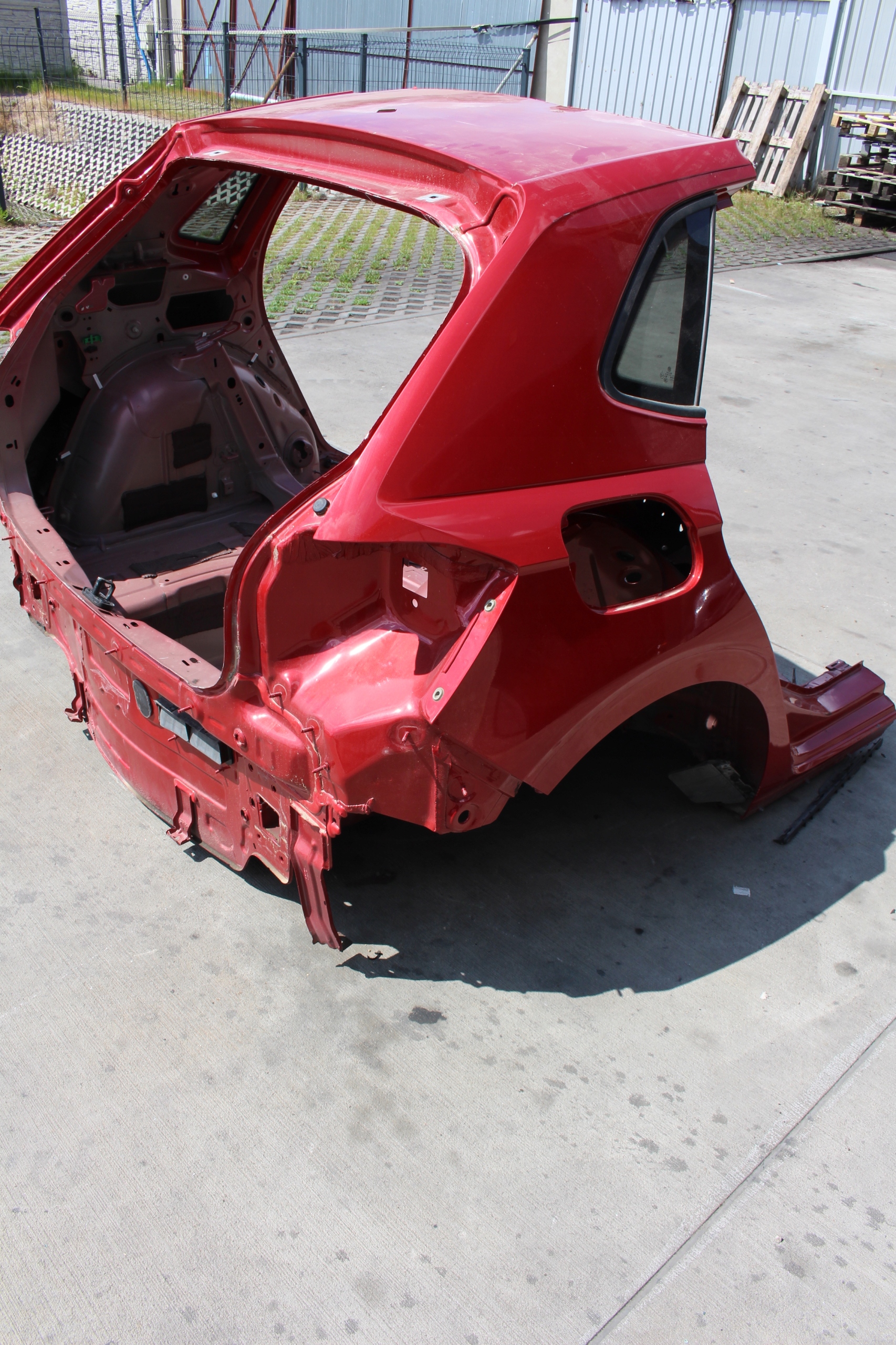 ЧЕТВЕРТЬ ПРАВА ЗАД. VW POLO VIg 2023