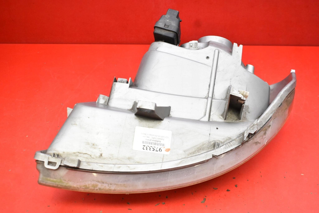 REFLEKTOR right light front EU 7700311372 RENAULT TRAFIC 2 II 01-06