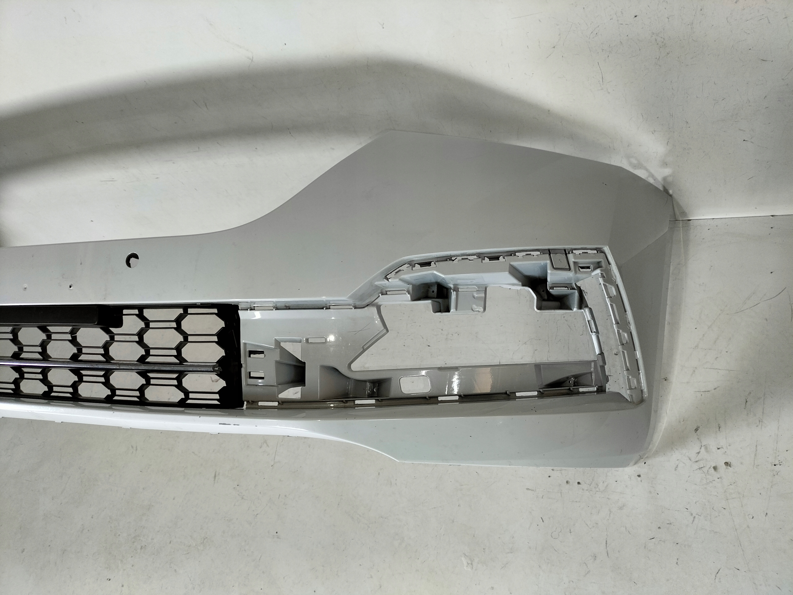 nárazník přední předek SKODA OCTAVIA 4 IV 19