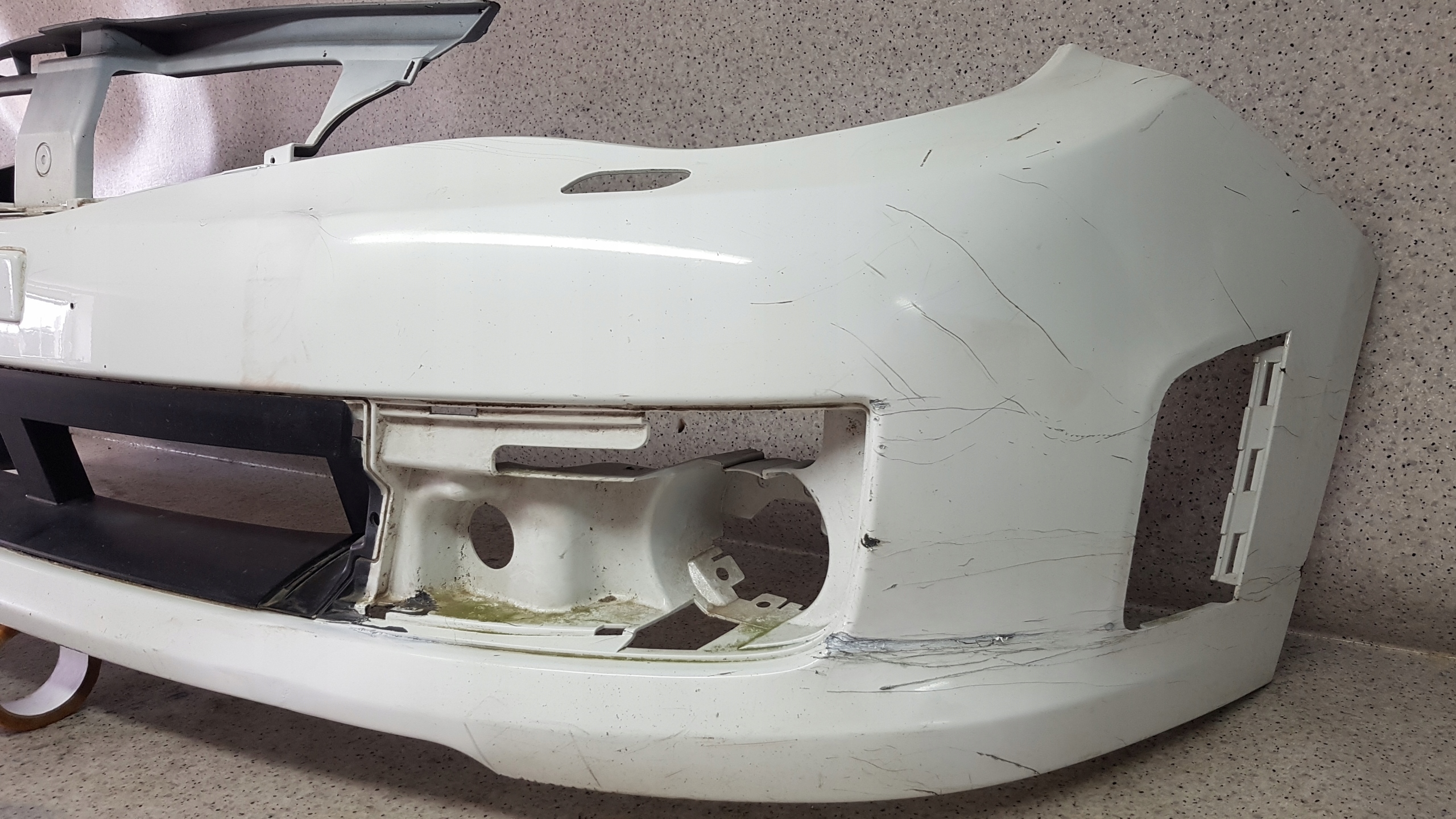 SUBARU IMPREZA WRX STI 2008 - bumper front 3415