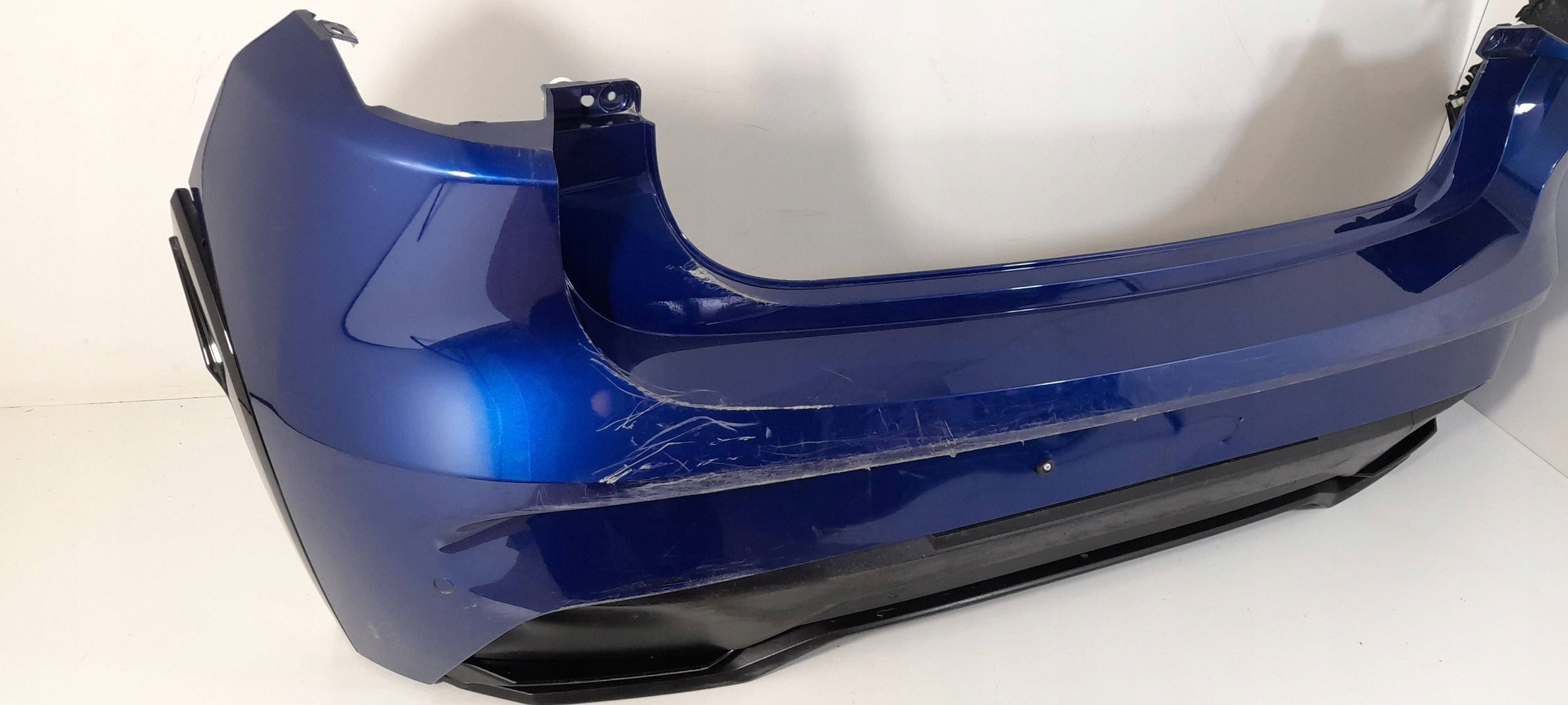 Renault Clio V bumper rear 4XPDC (ZD198)