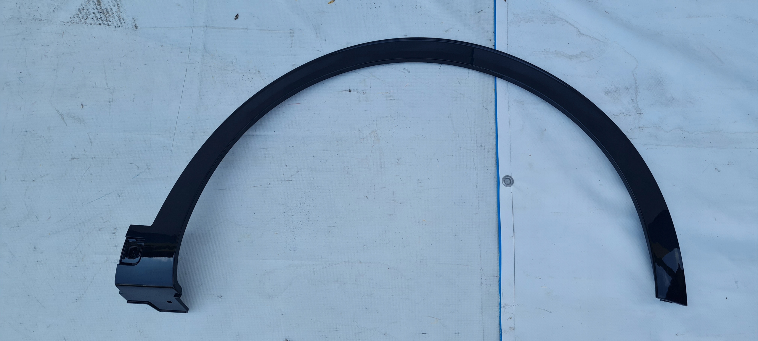 KIA SPORTAGE 5 moulding fender right front BLACK
