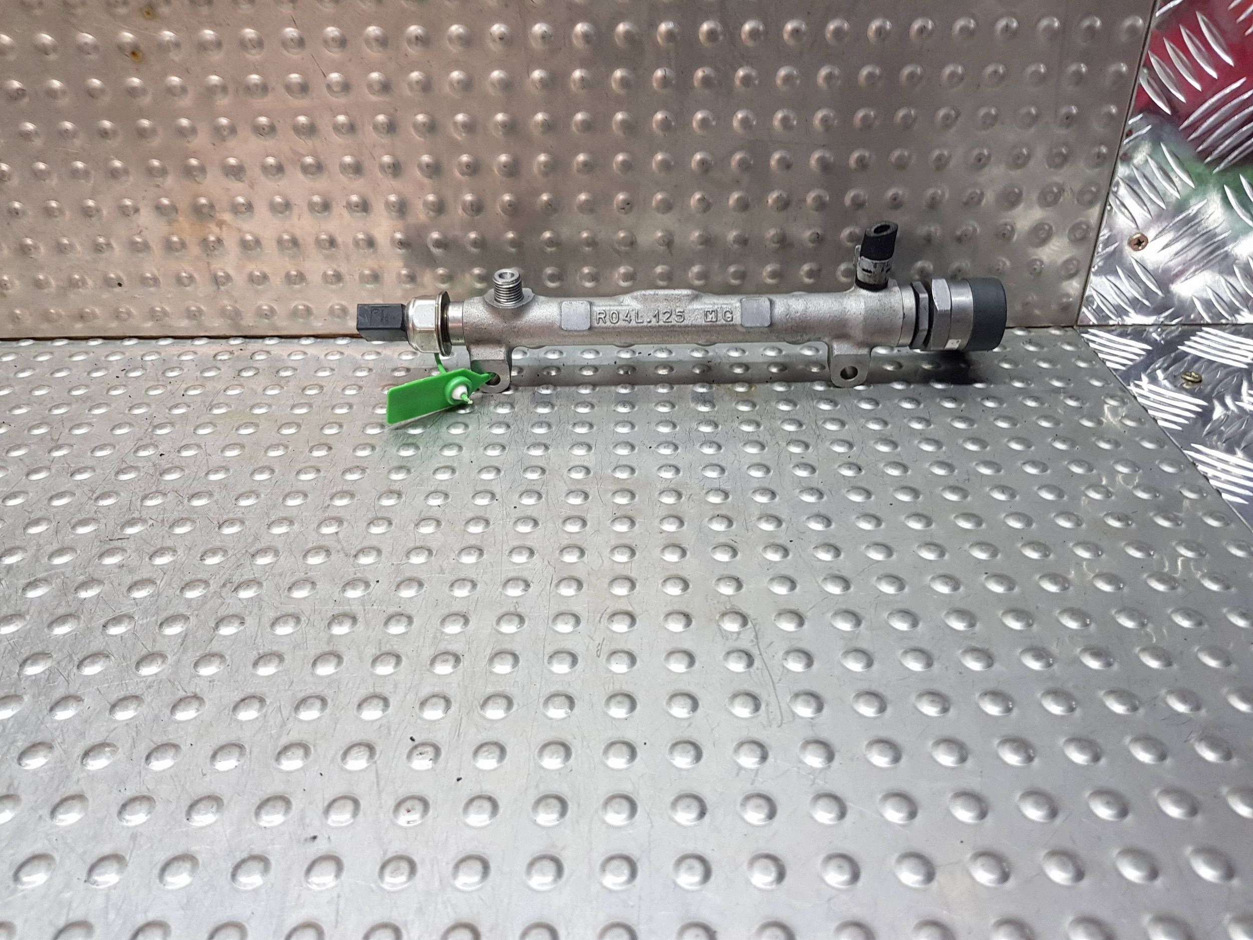 Rampe injection Capteurs 04L089B OCTAVIA III A3 8V LEON GOLF VII 2.0 TDI