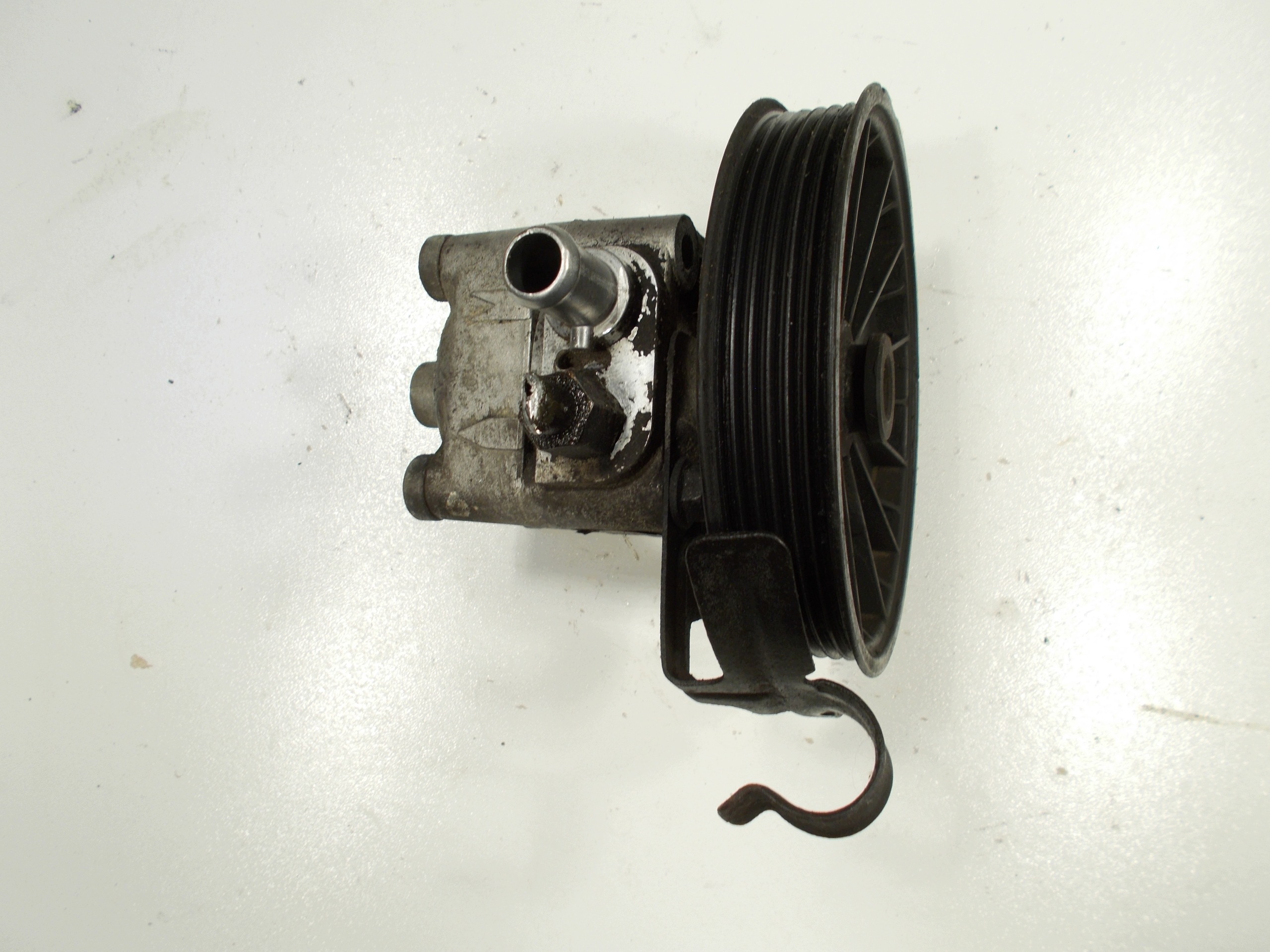 servo pump VOLVO S60 and V60 II S80 2.4 D. ZF original