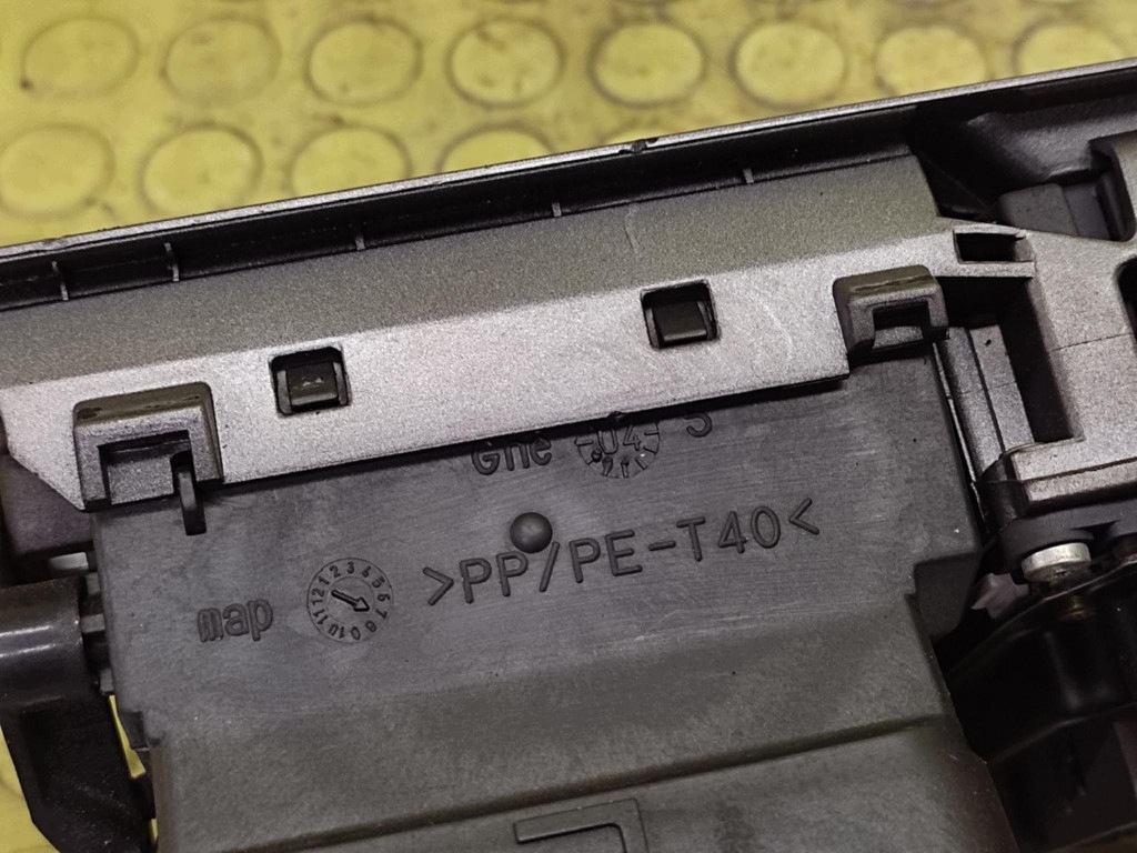 OPEL VECTRA C display KRATKI air conditioning devices 13154972