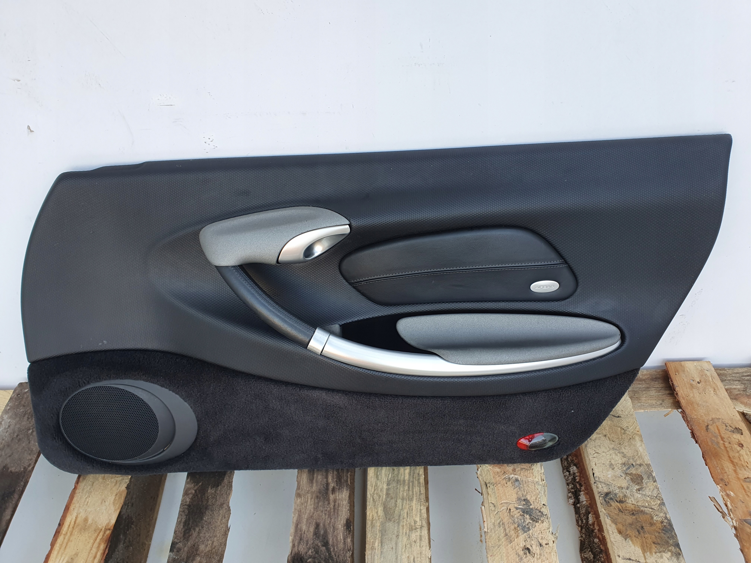 Porsche Boxster 986 передні бічні двері праві