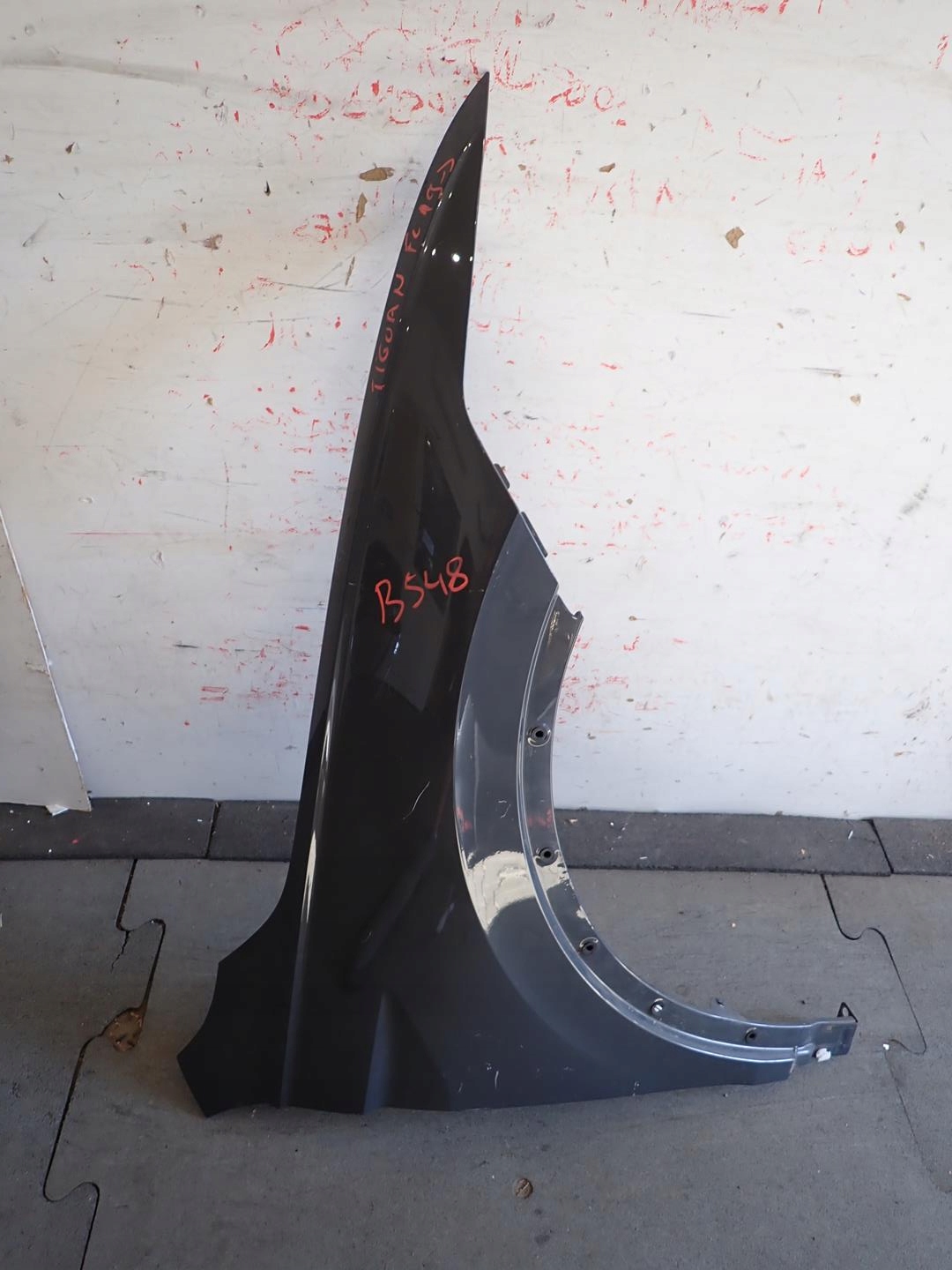 fender front front right VW TIGUAN II LIFT 2019- 5NA