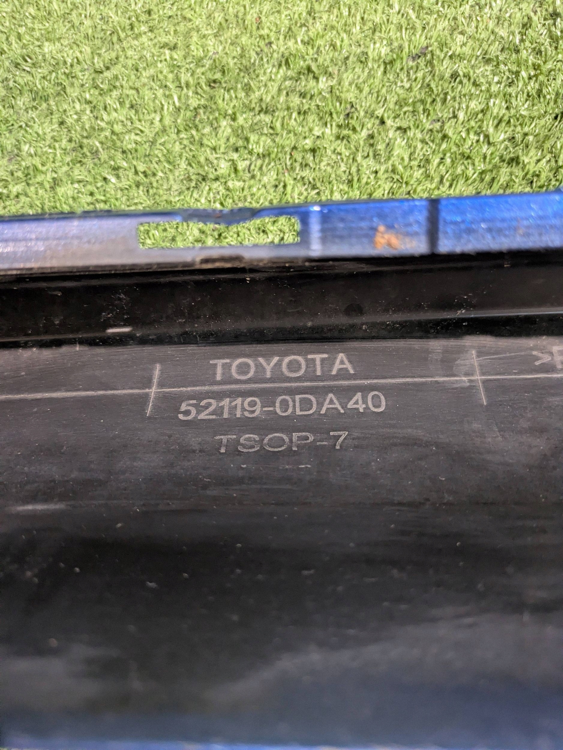 front bumper front TOYOTA YARIS III LIFT 17- NR.Z9068