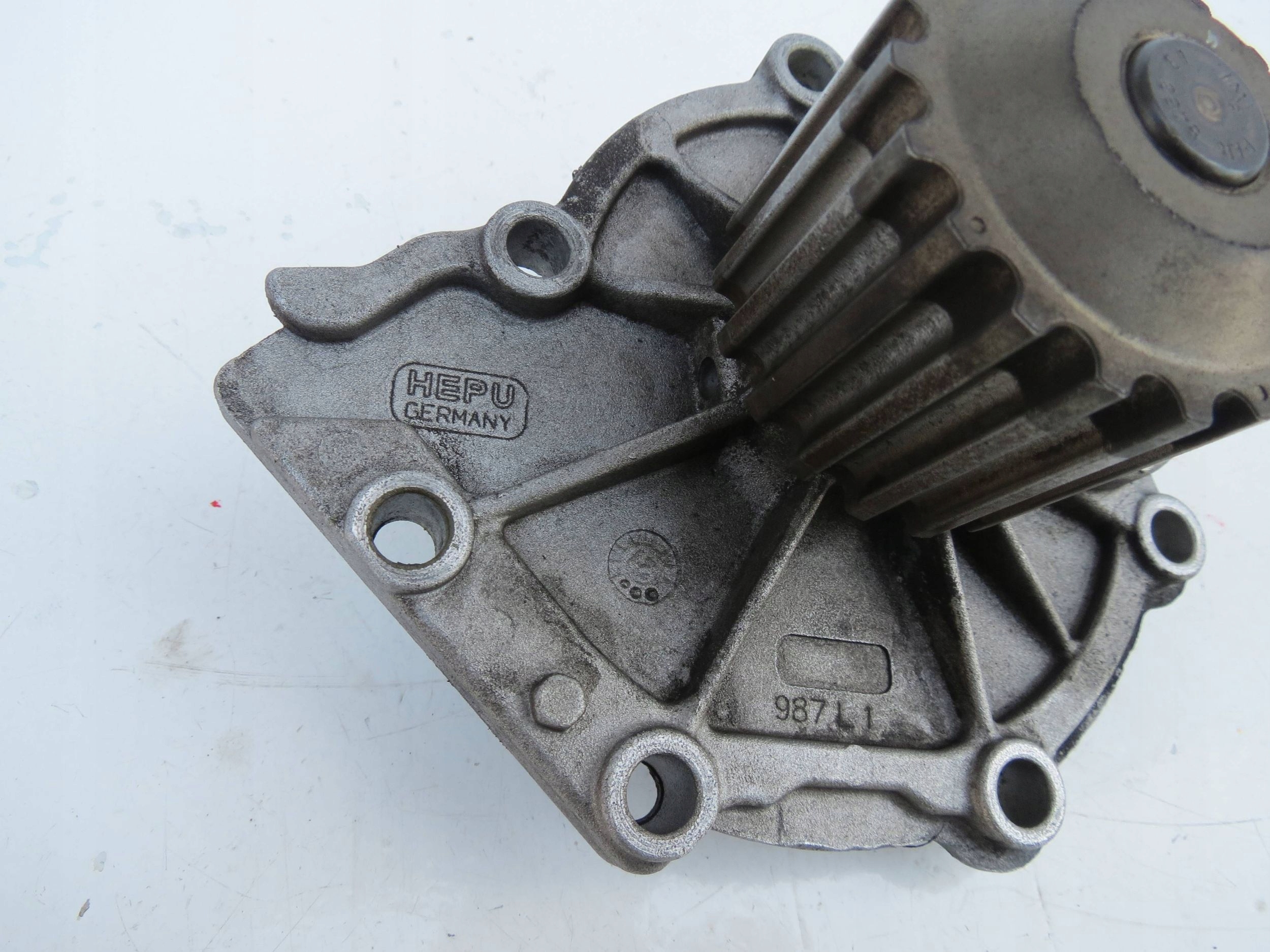 water pump VOLVO S90 2.0 V90 31368420