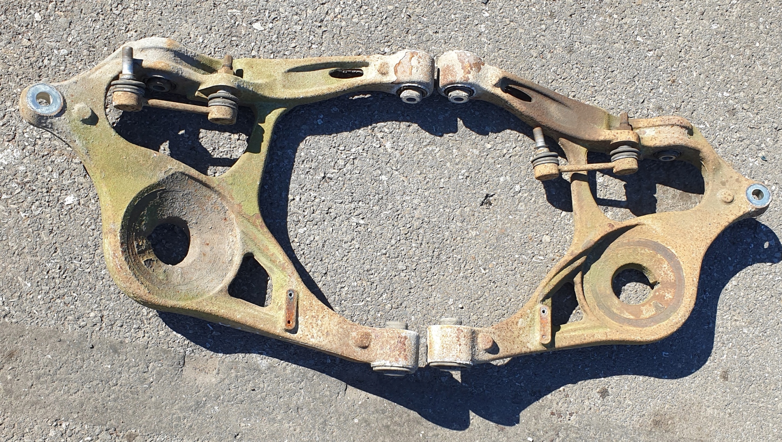arm lower rear right left MERCEDES ML W164 R W251 OE