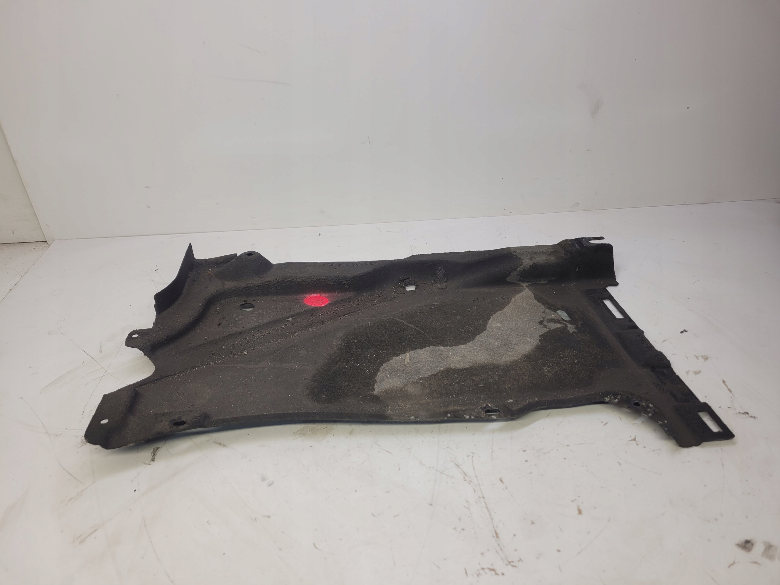 cover chassis left rear part AUDI A6 C7 4G0825215E *2*
