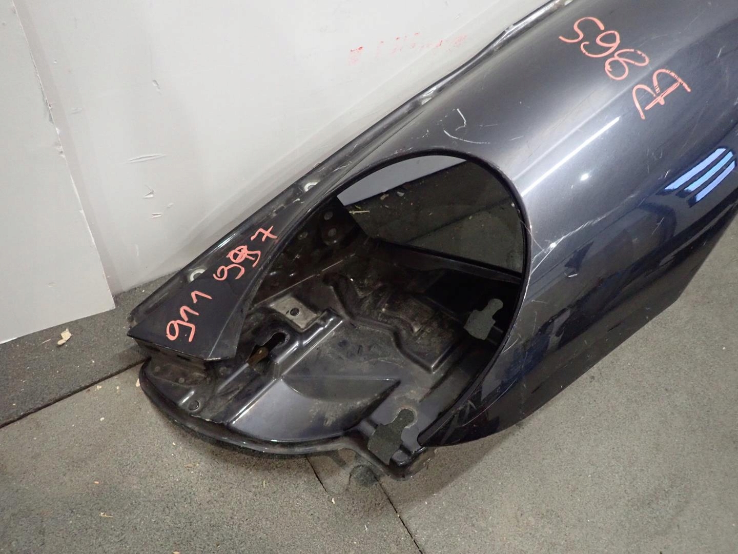 fender front front left PORSCHE CARRERA 911 997