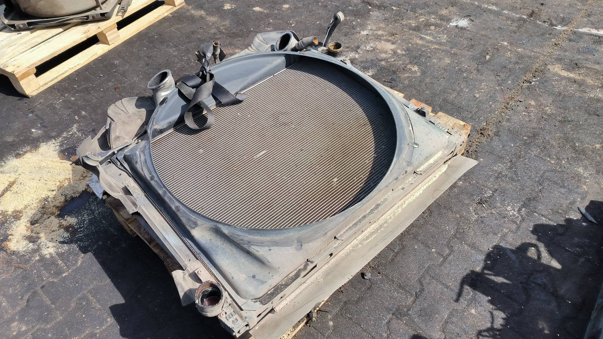 water cooler SCANIA P280