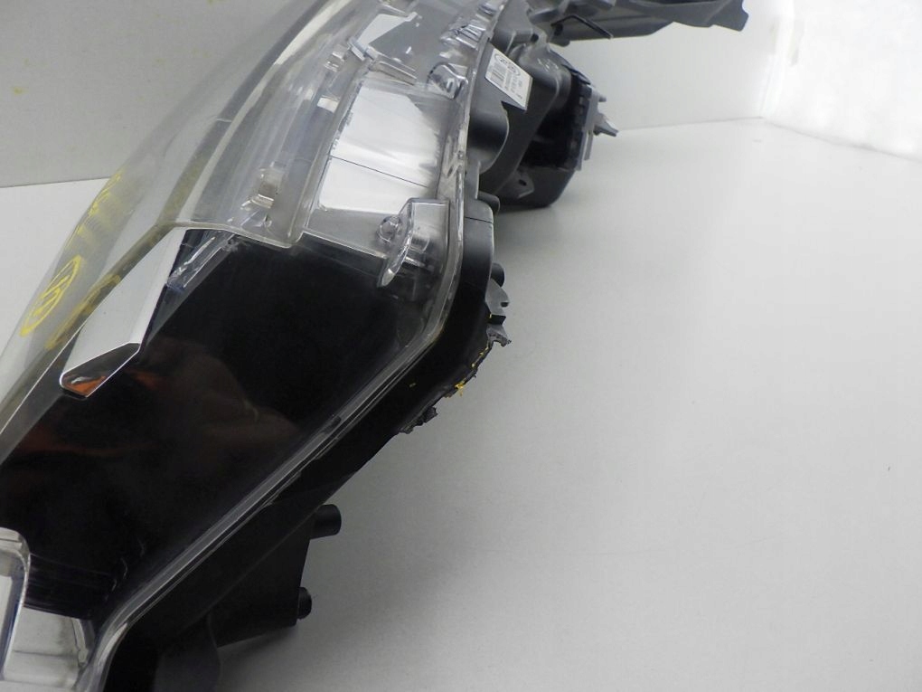 TOYOTA COROLLA E16 LIFT FULL LED 16- light front right