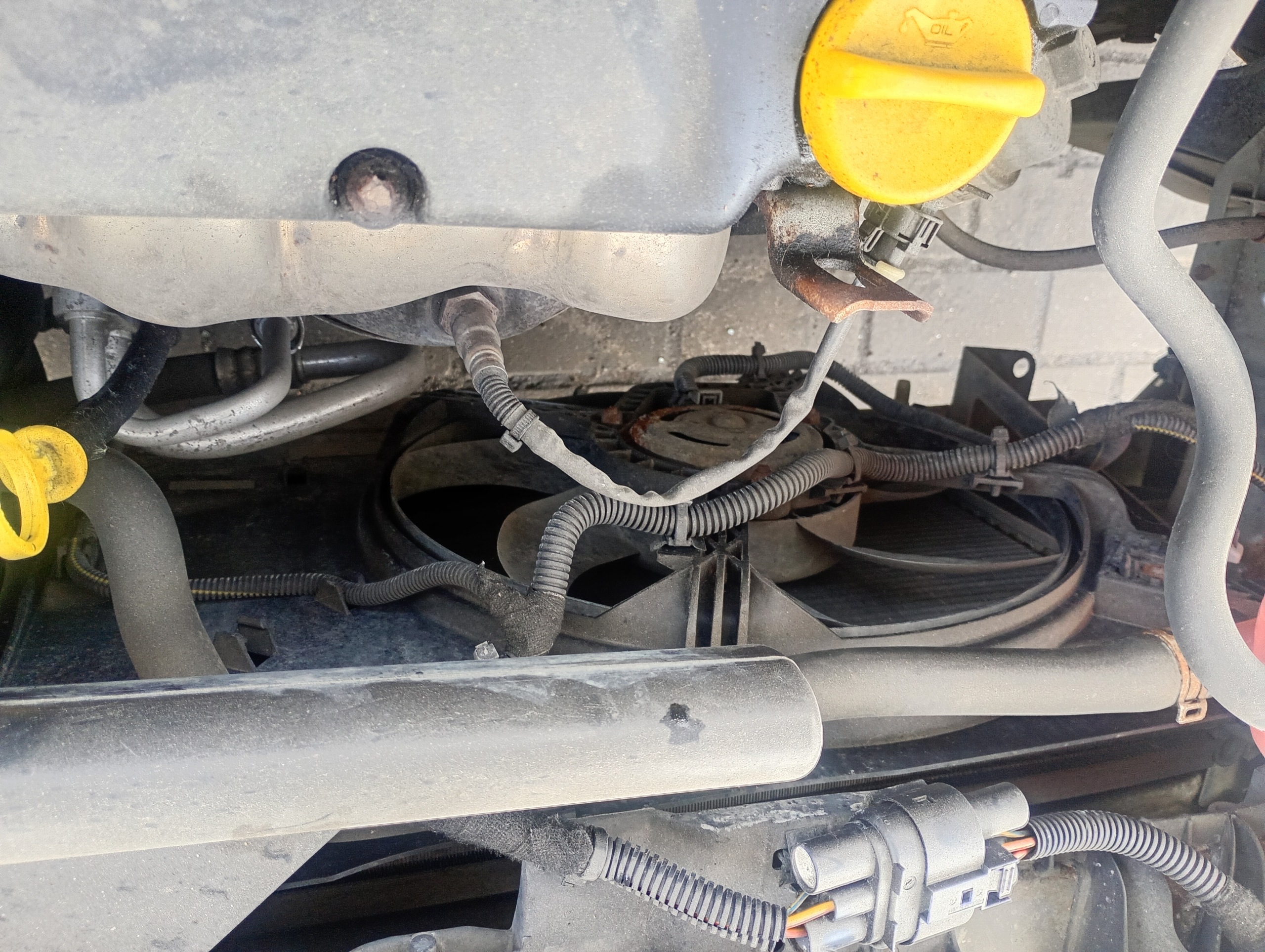 ventilátor MOTORU chladiče OPEL CORSA D 06-14 1.2