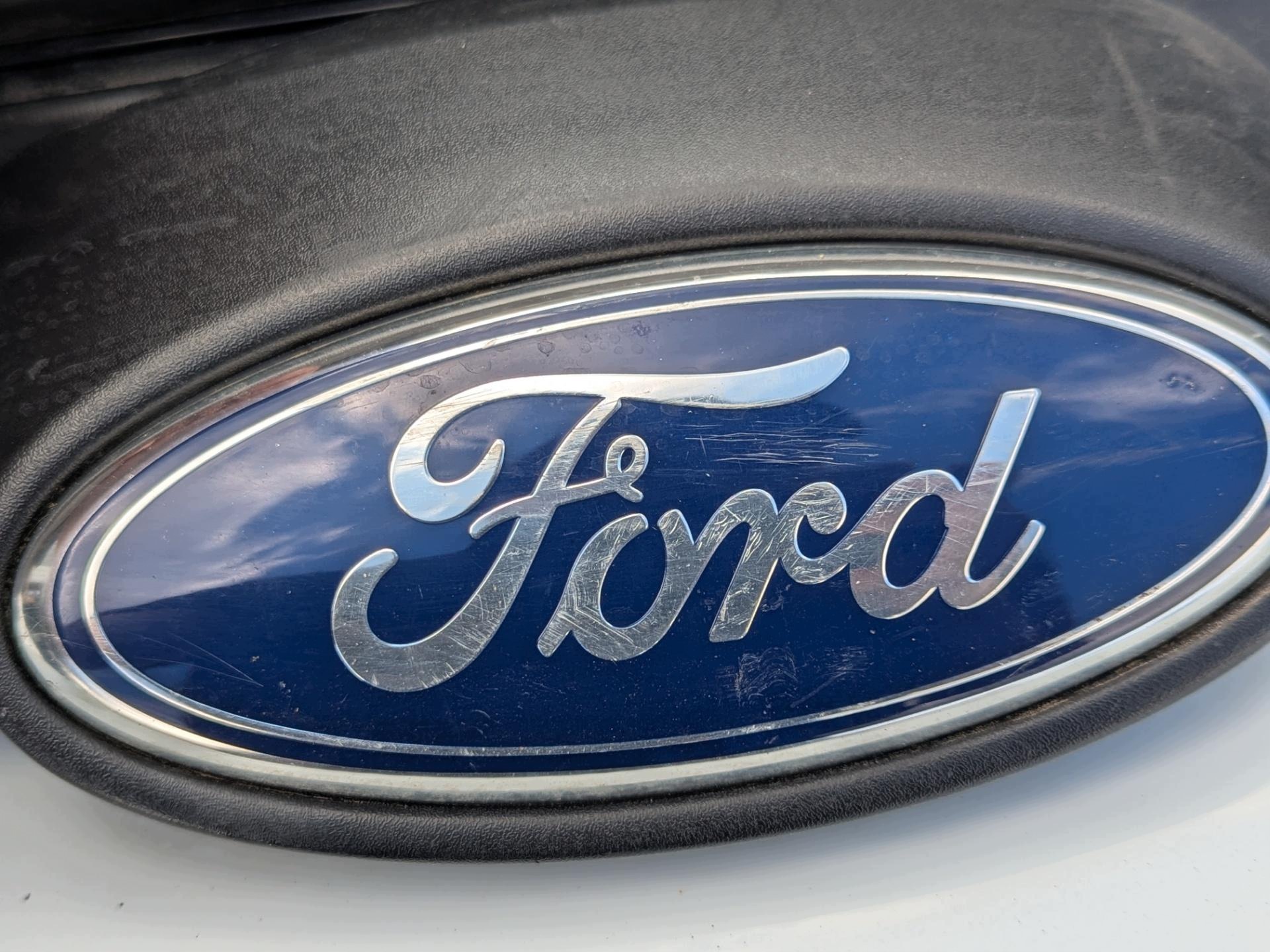 bumper front Ford Focus 3 2012 BM51-17757-A