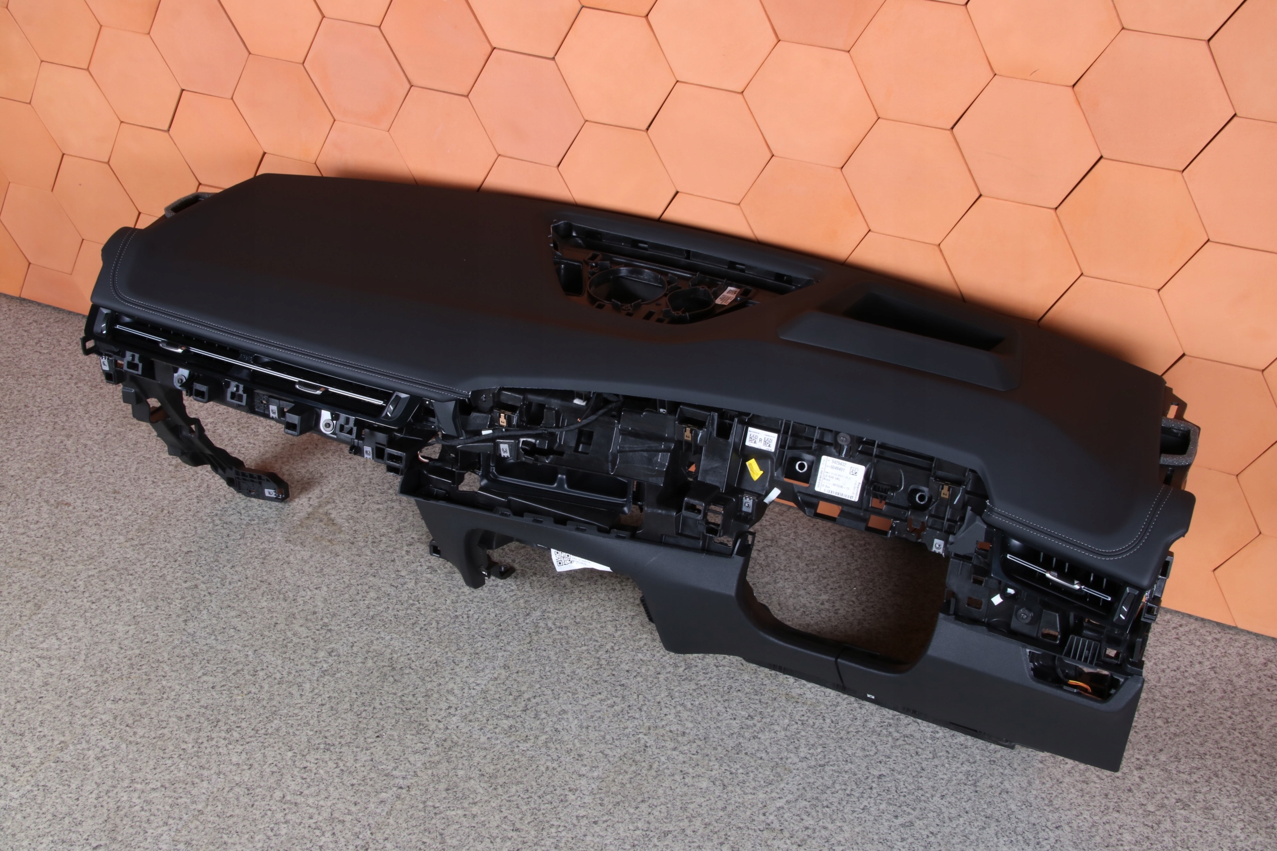 BMW X1 U11 console dashboard instrument panel HEAD UP ANGLIK