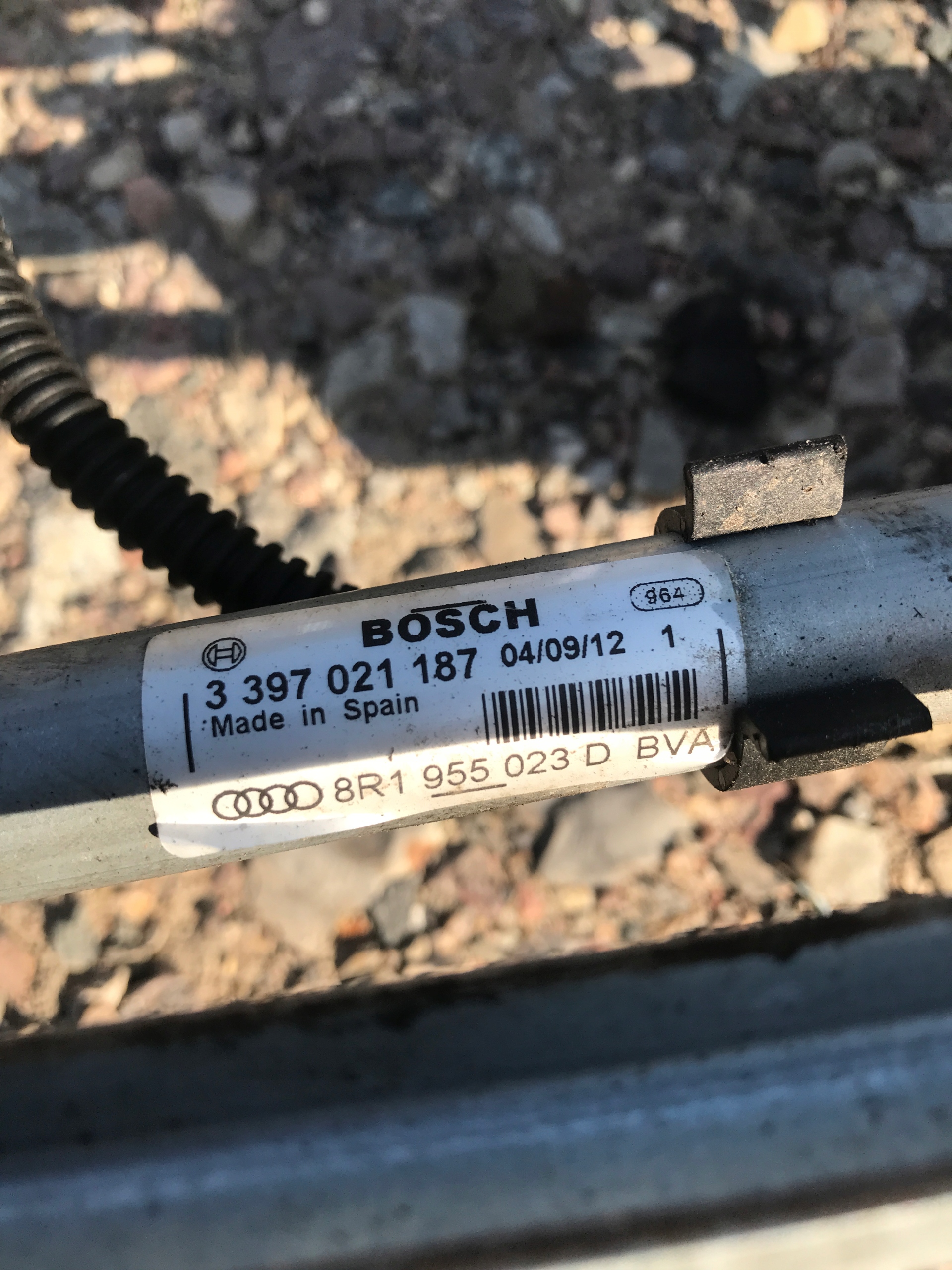 Wischergestänge AUDI Q5 8R1955023D EUROPA