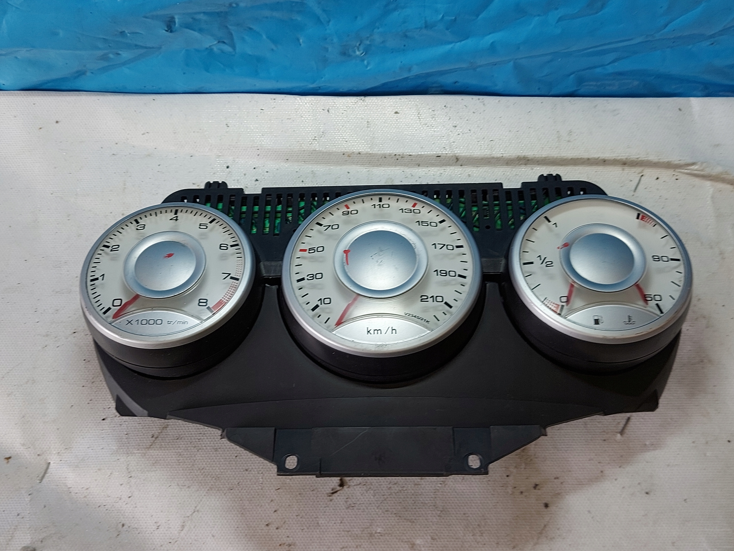 dials clock PEUGEOT 807 2.0 16V 1400613780