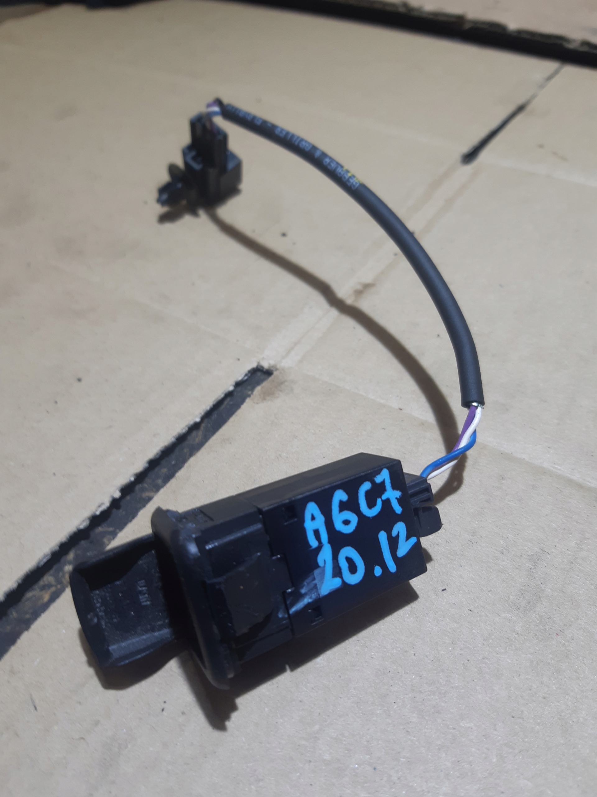 AUDI A6 C7 Adaptateur AUX 4G0035474