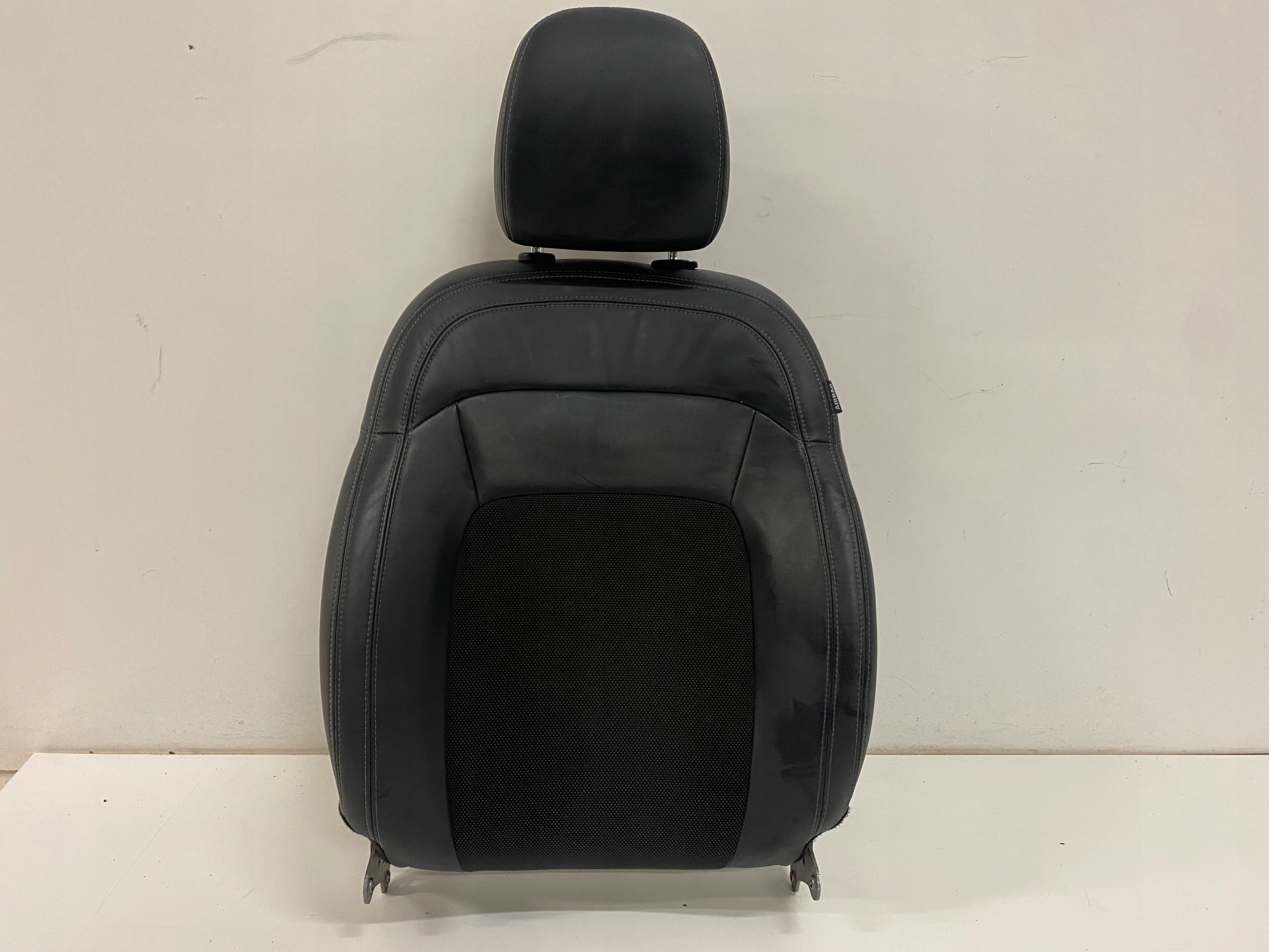 OPARCIE SITZ LINKS KIA SPORTAGE III 10-15