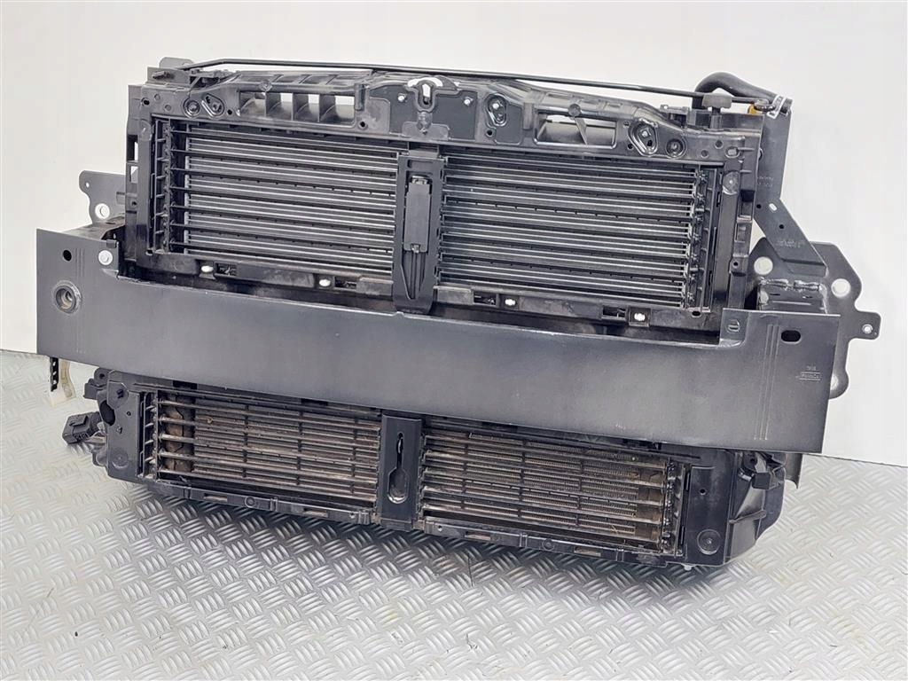 Pas przedni wzmocnienie CHŁODNICE Kuga MK3 TDCI Wersja Europejska