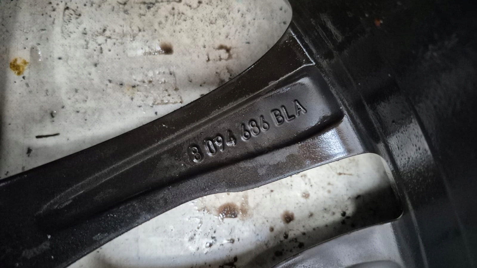 BMW m-packet 7847543 8JX19H2 19" disk hliníkový