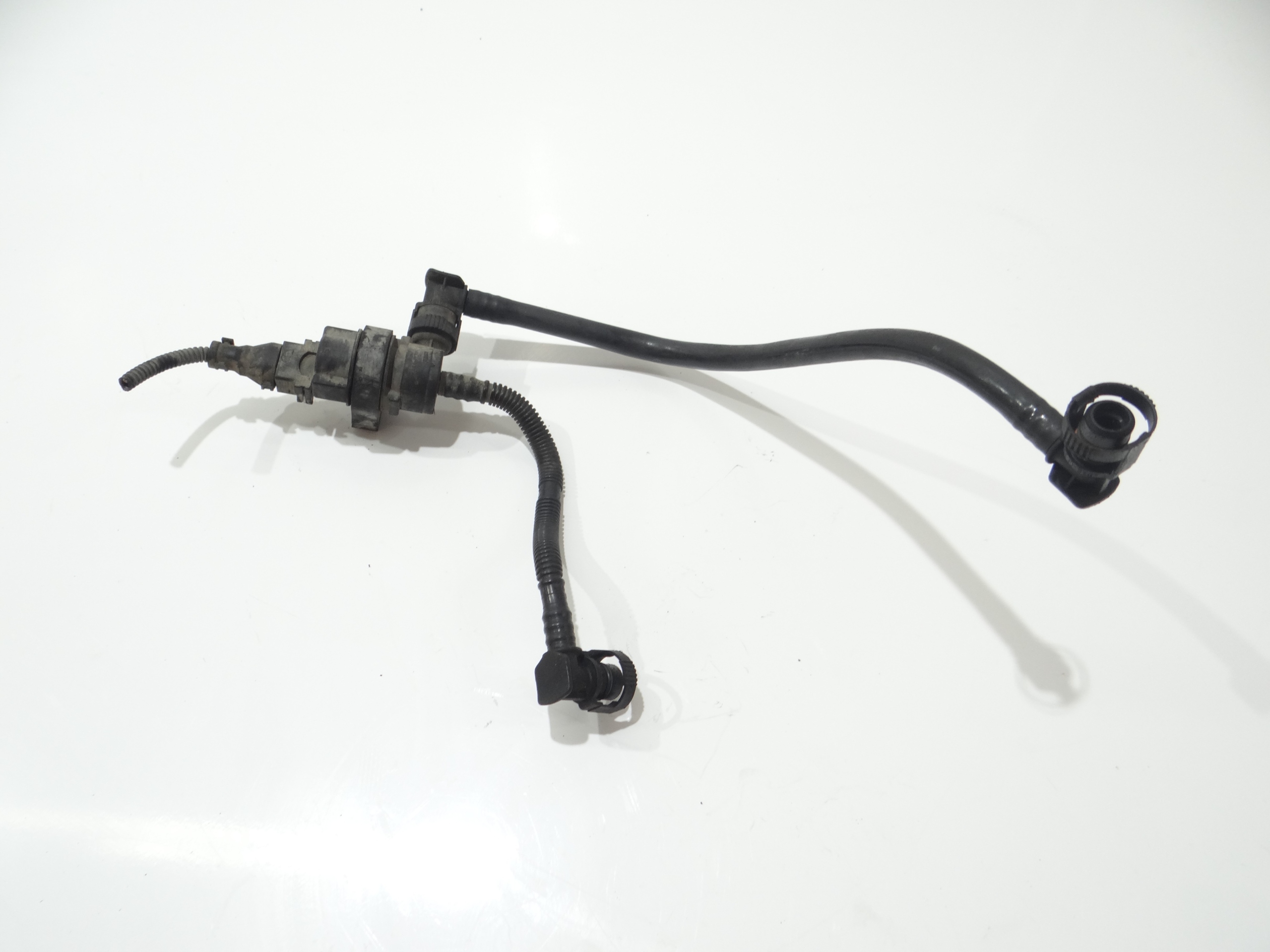 Vanne à vide BMW E60 E61 N53 7572237