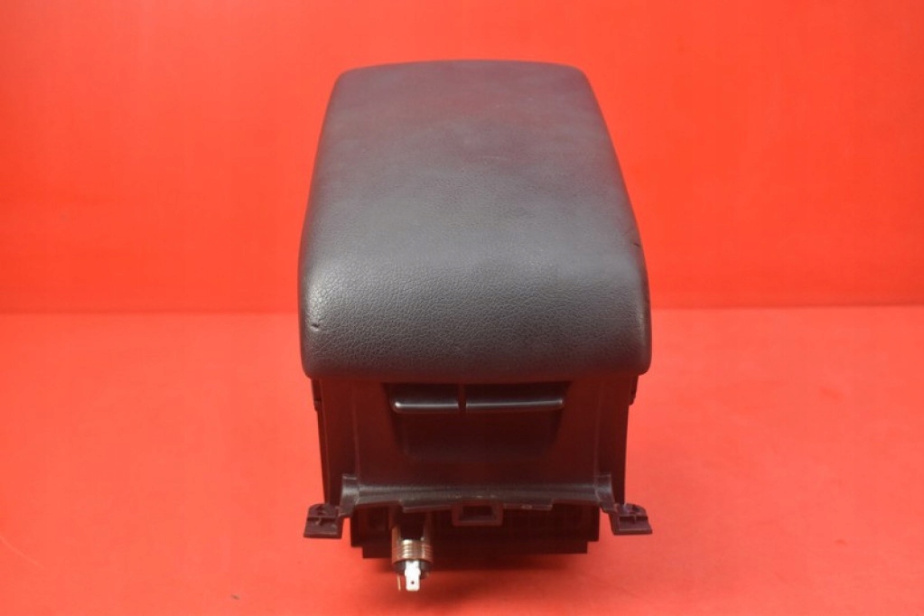 bracciolo 92174AJ000 SUBARU LEGACY 5 V 09-13