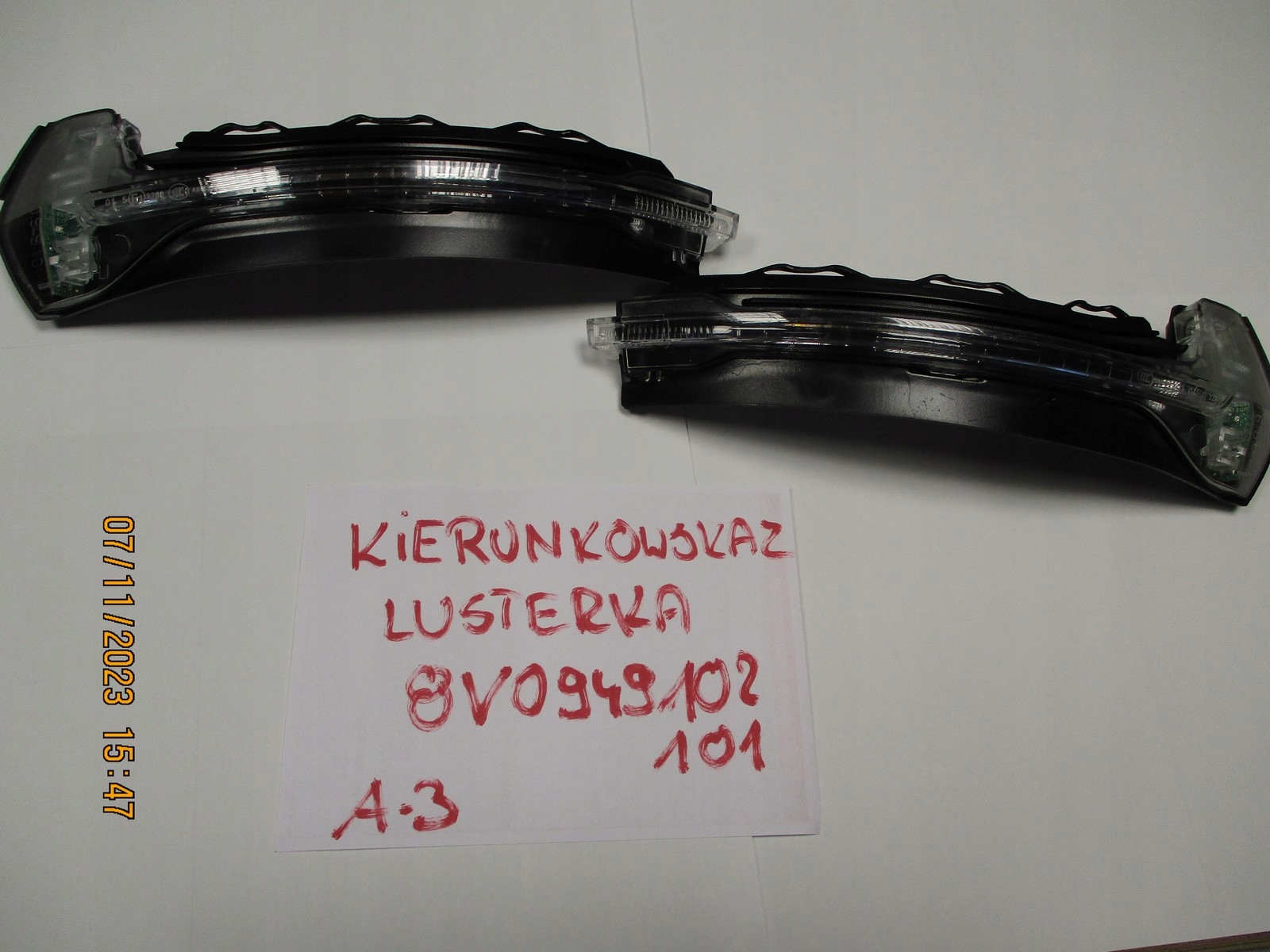 indicator mirrors AUDI A3 8V0949102 8V0949101