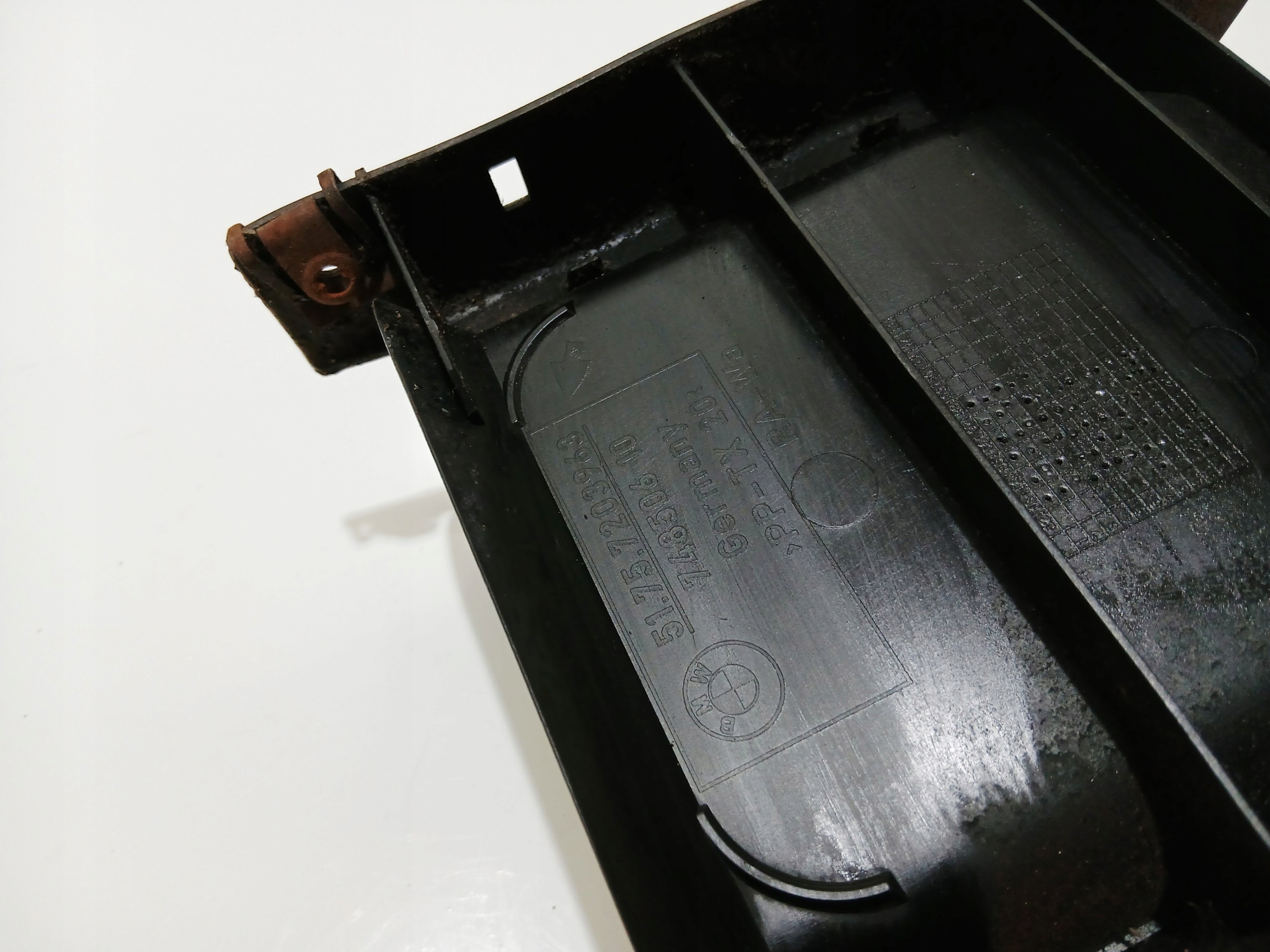 kanal luft links vorne BMW E60 E61 LCI 7203963