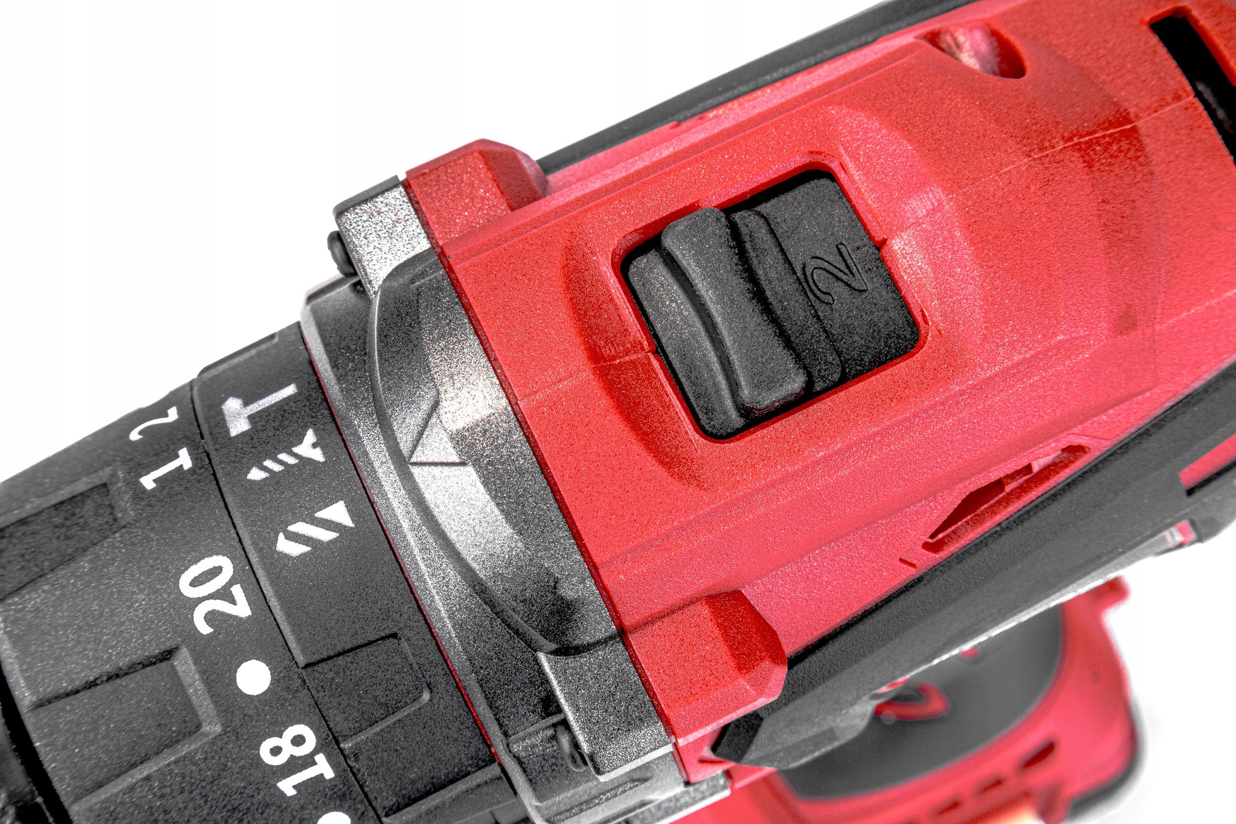 WKRĘTARKA WIERTARKA UDAROWA AKUMULATOROWA 2x AKU + WIERTŁA + BITY + WALIZKA Pojemność akumulatora 2 Ah