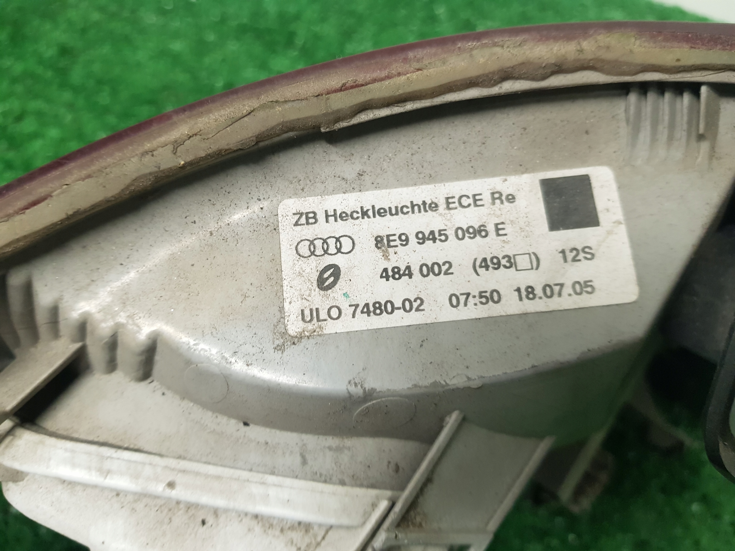light right rear AUDI A4 B7