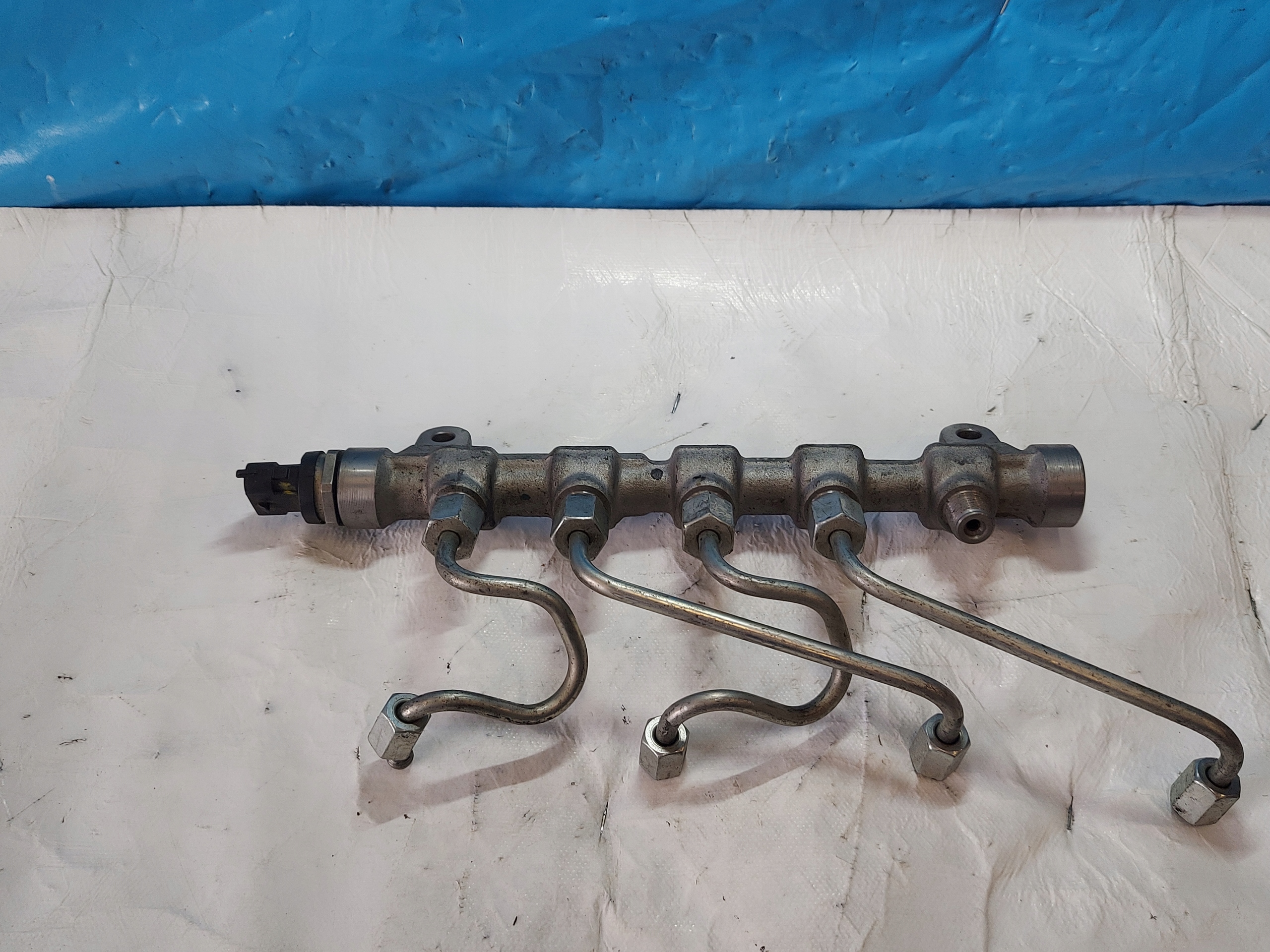 Rampe injection KIA CEED 1.6 CRDI 0445214181