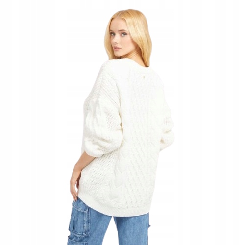 Guess Bílý Dámský Svetr S Copánkovým Šitím A Výstřihem Do V 2 CC