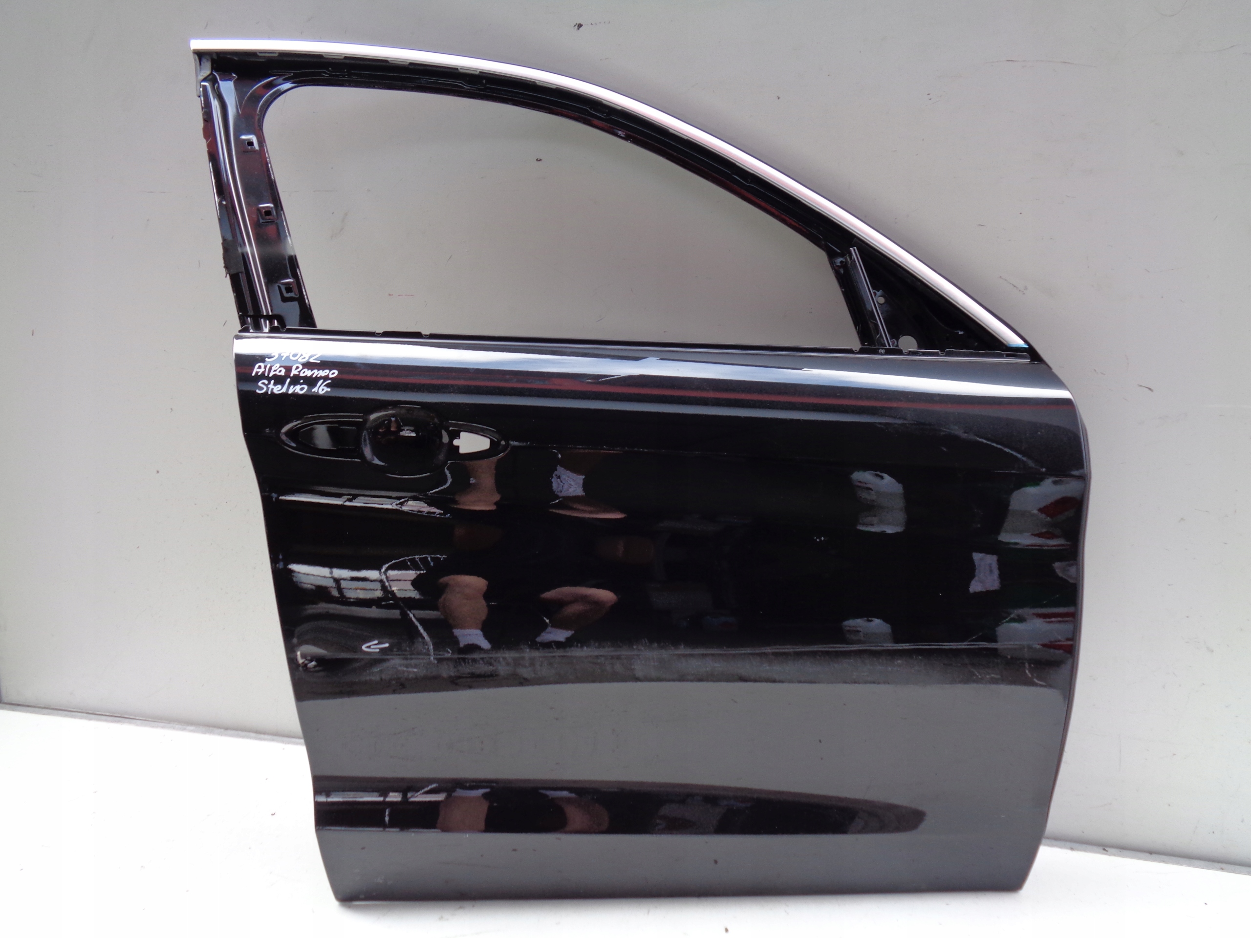 door right front ALFA ROMEO STELVIO 16- NR 37082
